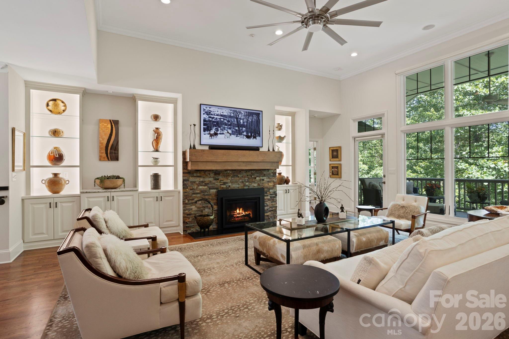 Single Family Residence at 20 Fernridge Court, Flat Rock, photo 8 of 49