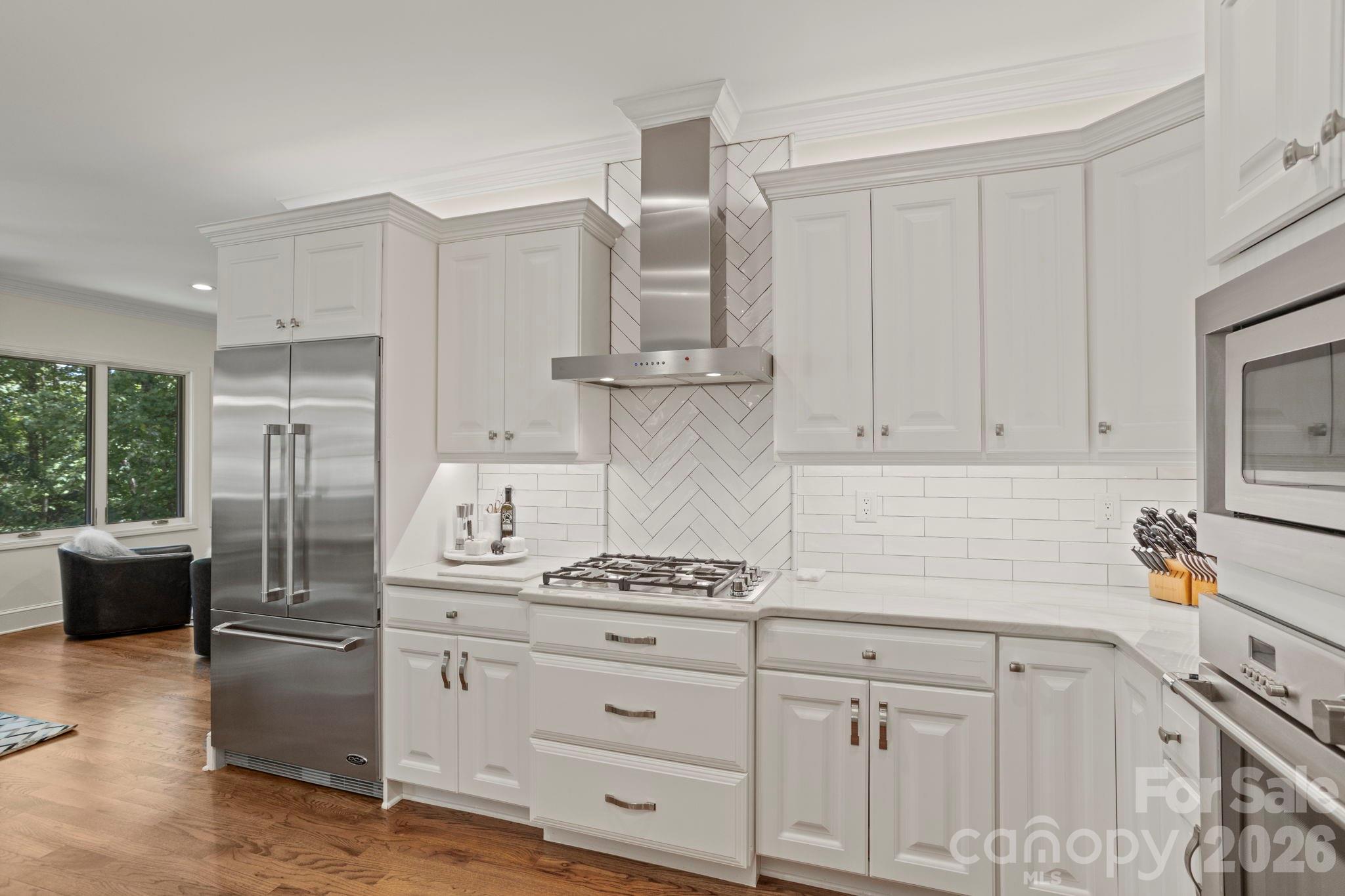 Single Family Residence at 20 Fernridge Court, Flat Rock, photo 15 of 49
