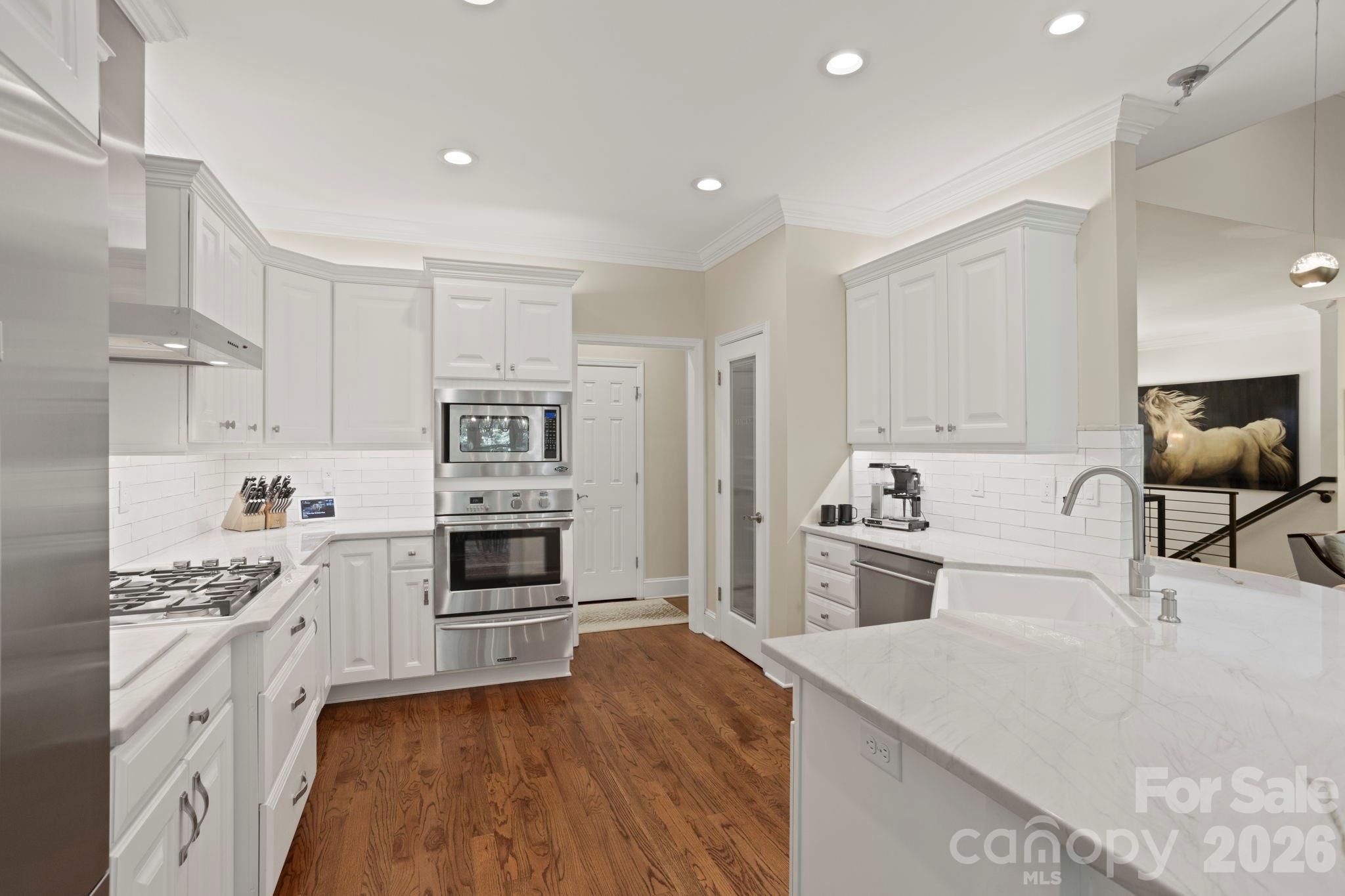 Single Family Residence at 20 Fernridge Court, Flat Rock, photo 16 of 49