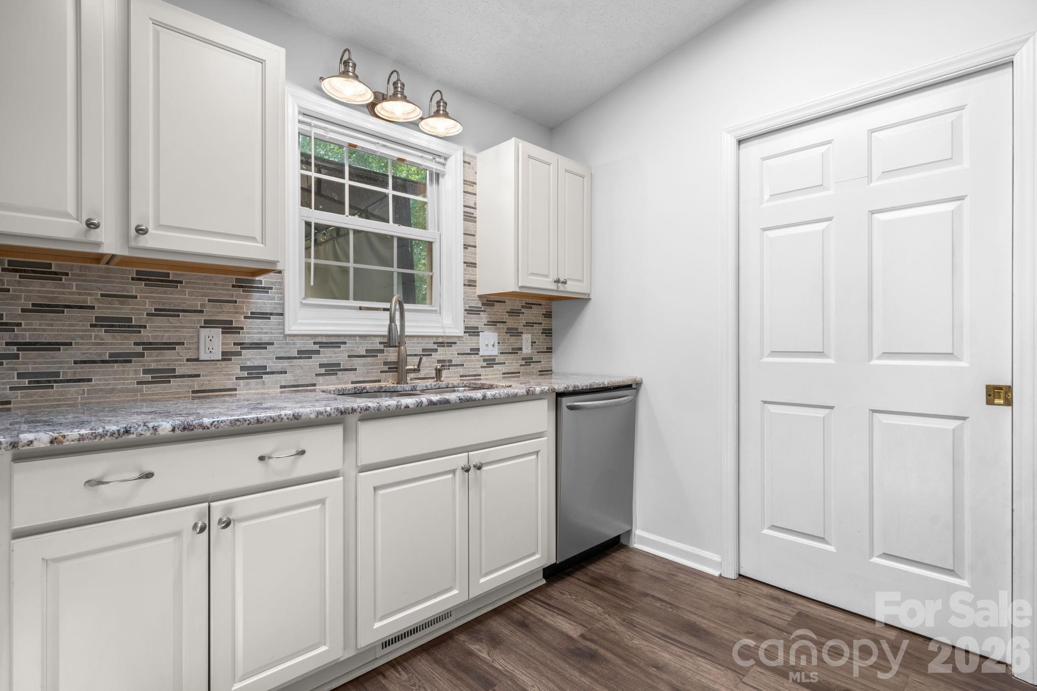 Single Family Residence at 119 Nevermore Lane, Statesville, photo 16 of 36