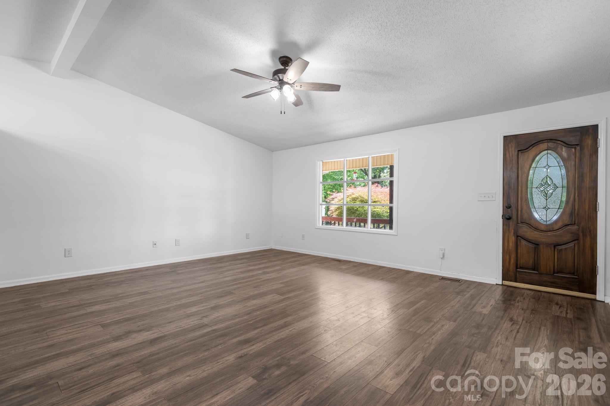 Single Family Residence at 119 Nevermore Lane, Statesville, photo 20 of 36