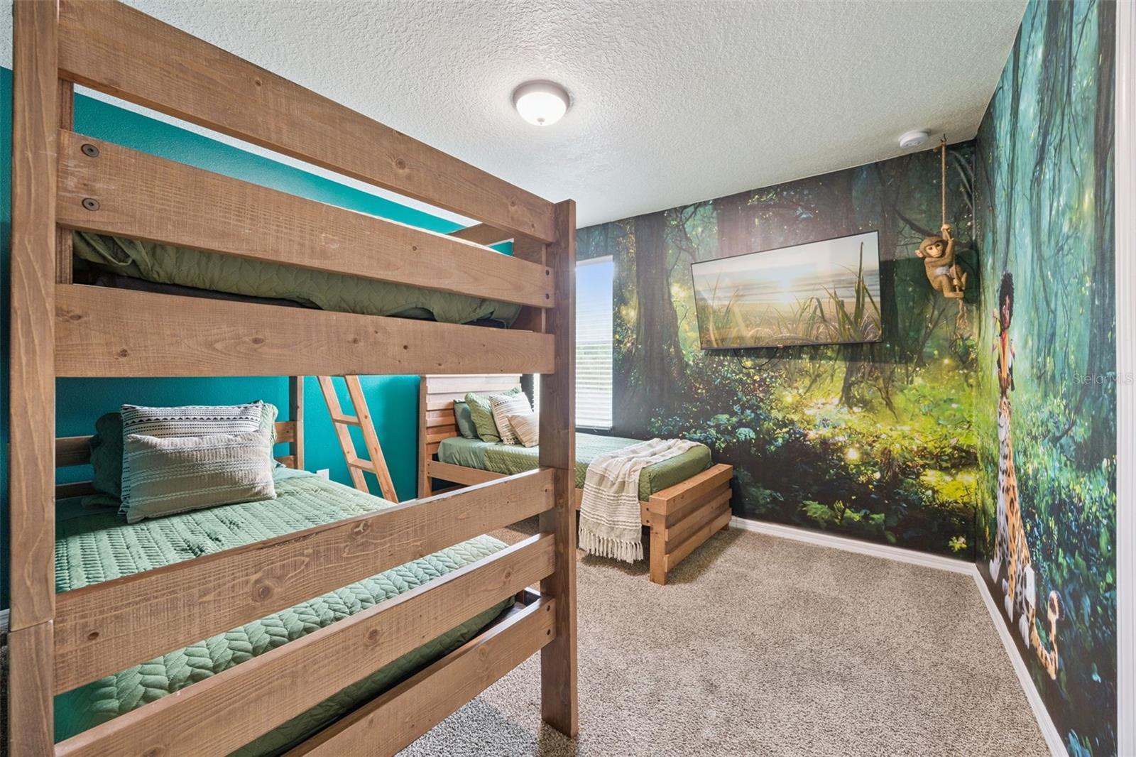 Room 4 - 4460 NIRVANA PKWY, KISSIMMEE