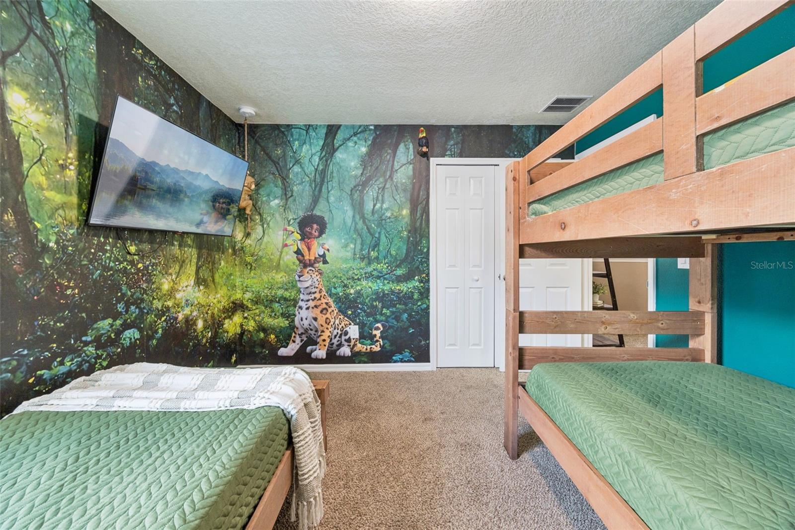 Room 4 - 4460 NIRVANA PKWY, KISSIMMEE