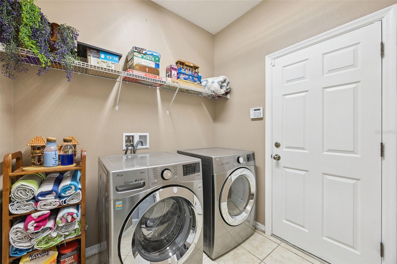 Laundry - 4460 NIRVANA PKWY, KISSIMMEE