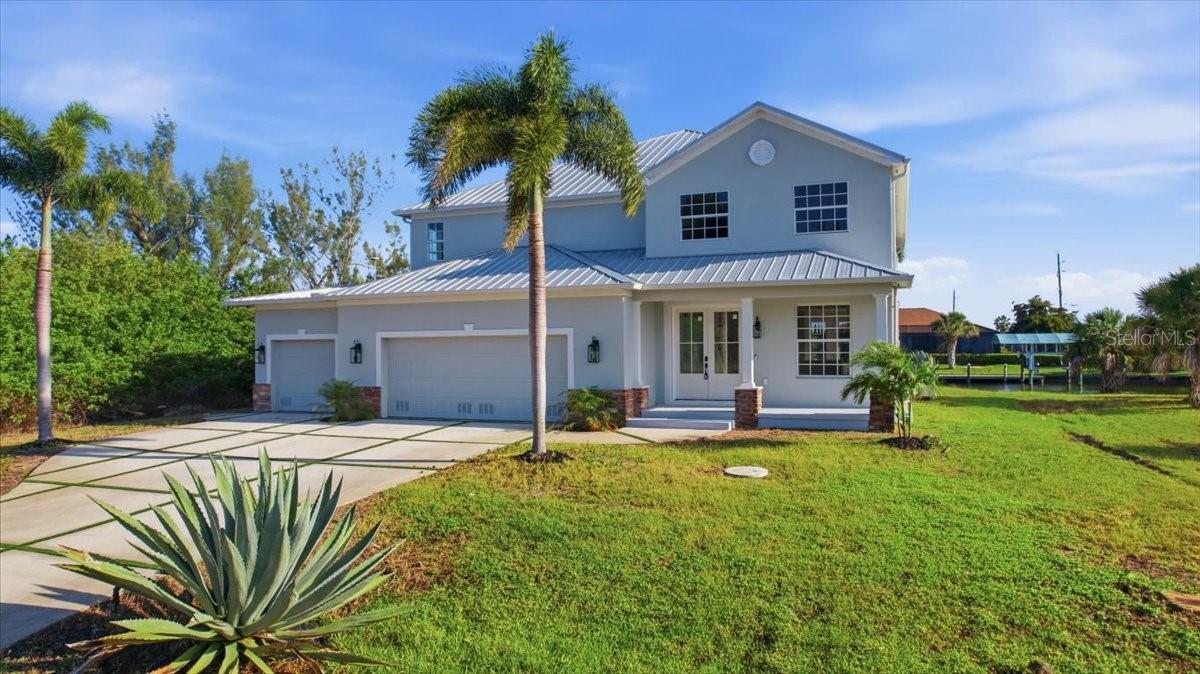 Single Family Residence at 15408 MELPORT CIR, PORT CHARLOTTE, photo 4 of 53