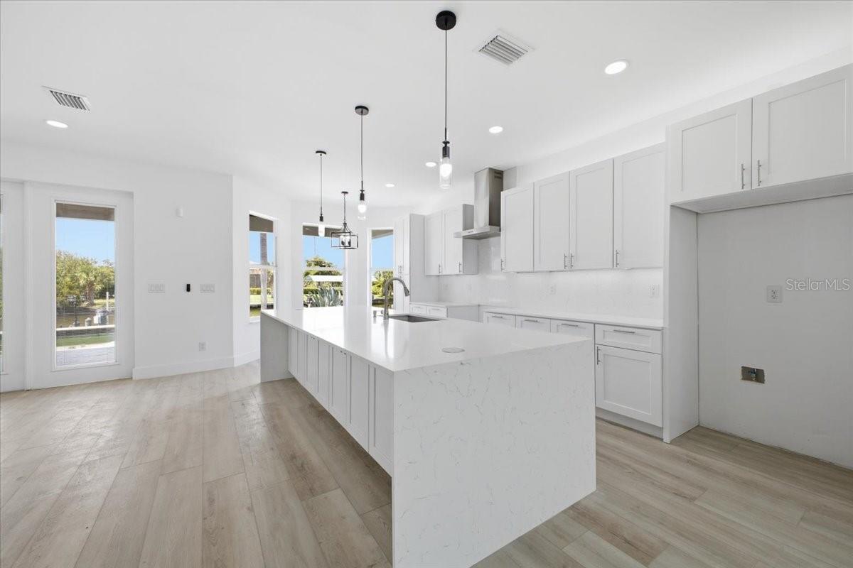 Single Family Residence at 15408 MELPORT CIR, PORT CHARLOTTE, photo 10 of 53