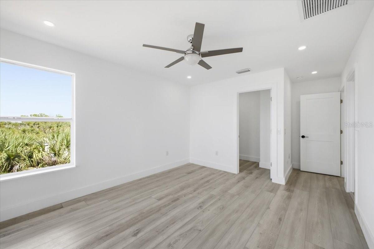 Single Family Residence at 15408 MELPORT CIR, PORT CHARLOTTE, photo 31 of 53