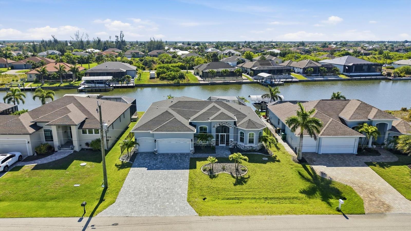 Single Family Residence at 8314 TRACY CIR, PORT CHARLOTTE, photo 4 of 87