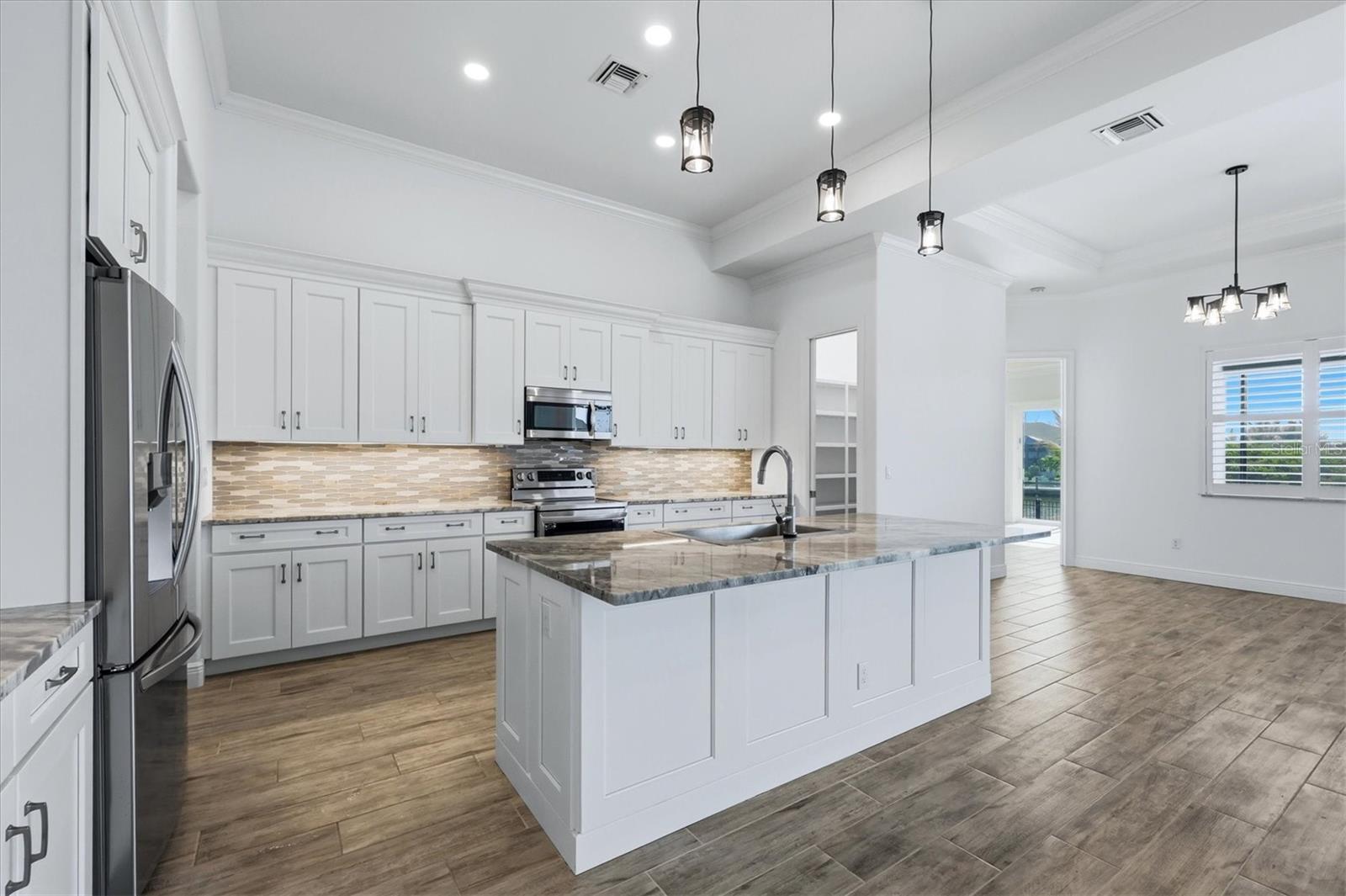 Single Family Residence at 8314 TRACY CIR, PORT CHARLOTTE, photo 20 of 87