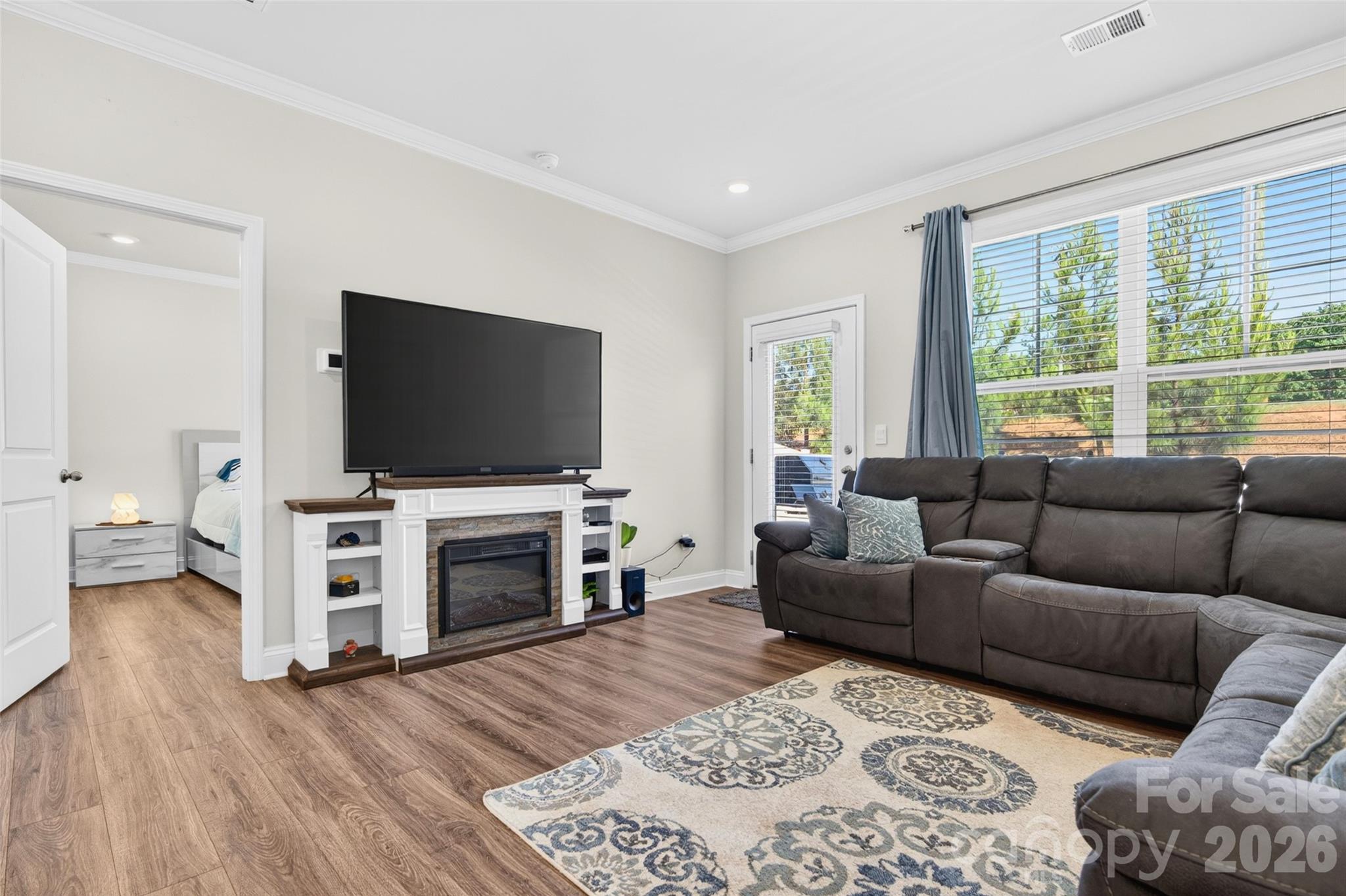 Townhouse at 4192 Steel Way, Sherrills Ford, photo 13 of 37