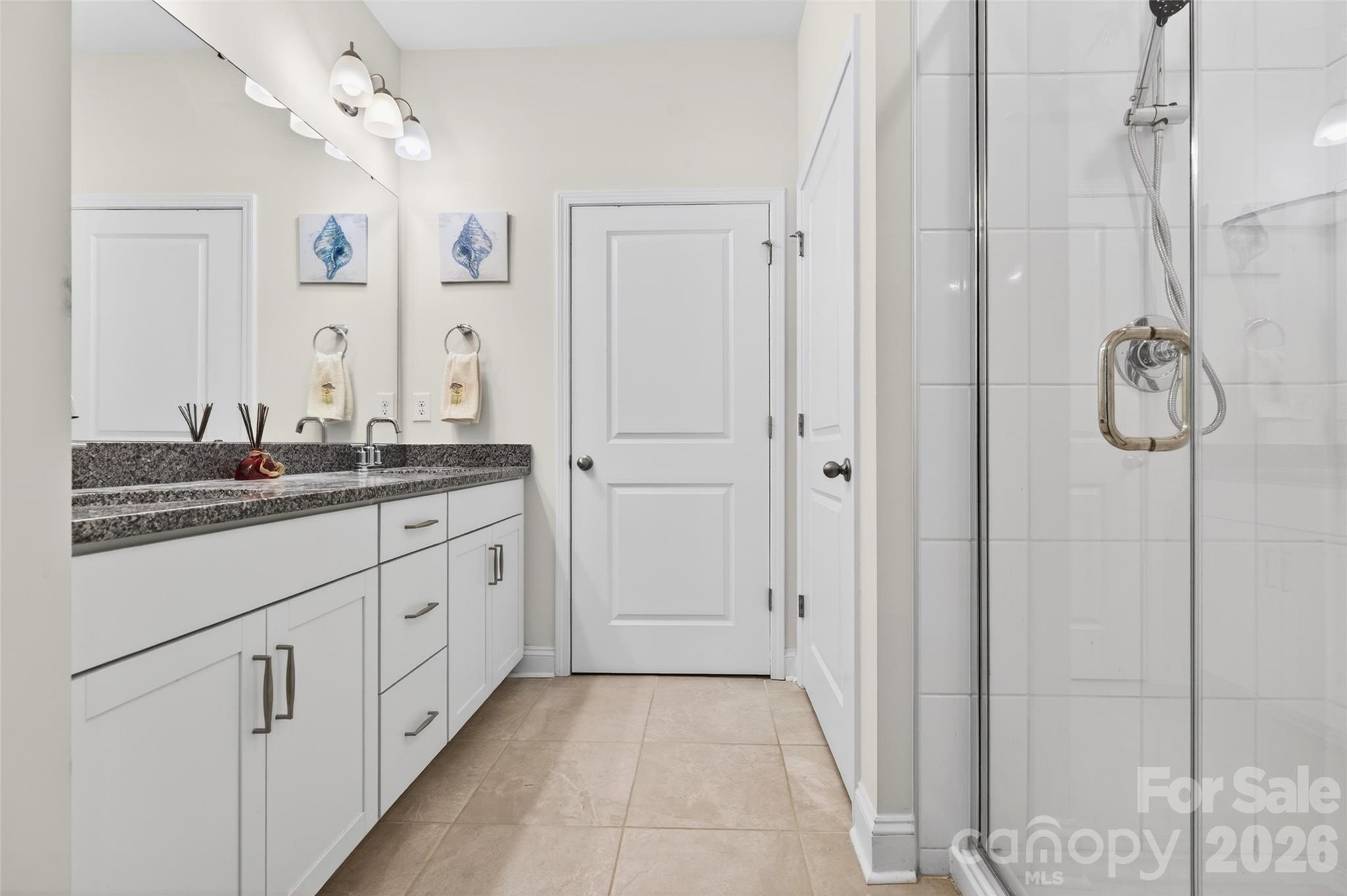 Double sink vanity. - 4192 Steel Way, Sherrills Ford