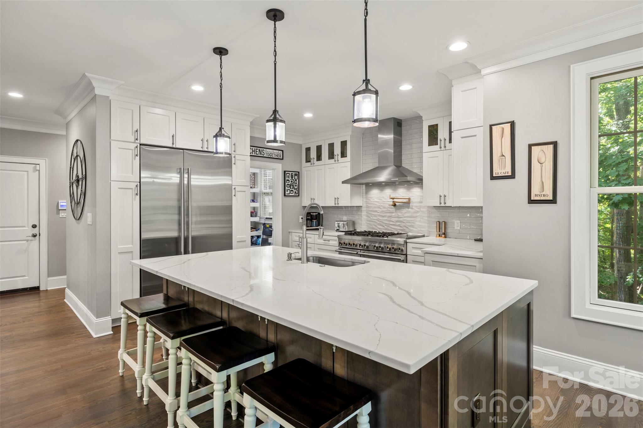 Large Island - 7653 Juniper Lane, Denver