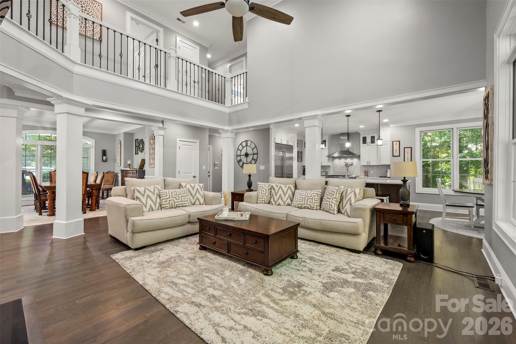 Open living room - 7653 Juniper Lane, Denver