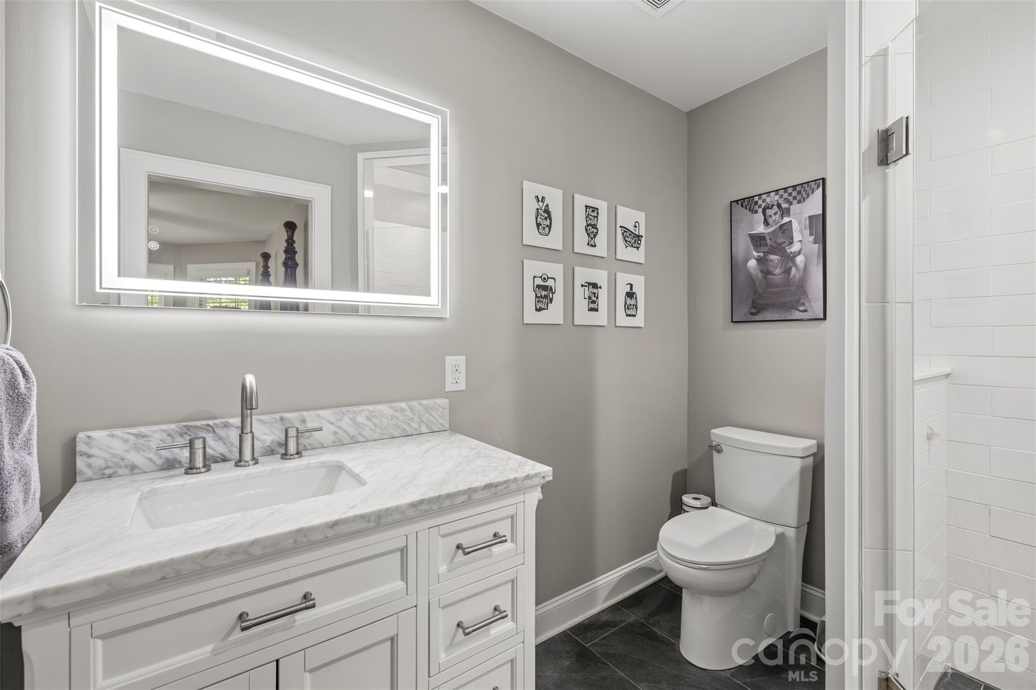 upstairs 3 with ensuite - 7653 Juniper Lane, Denver