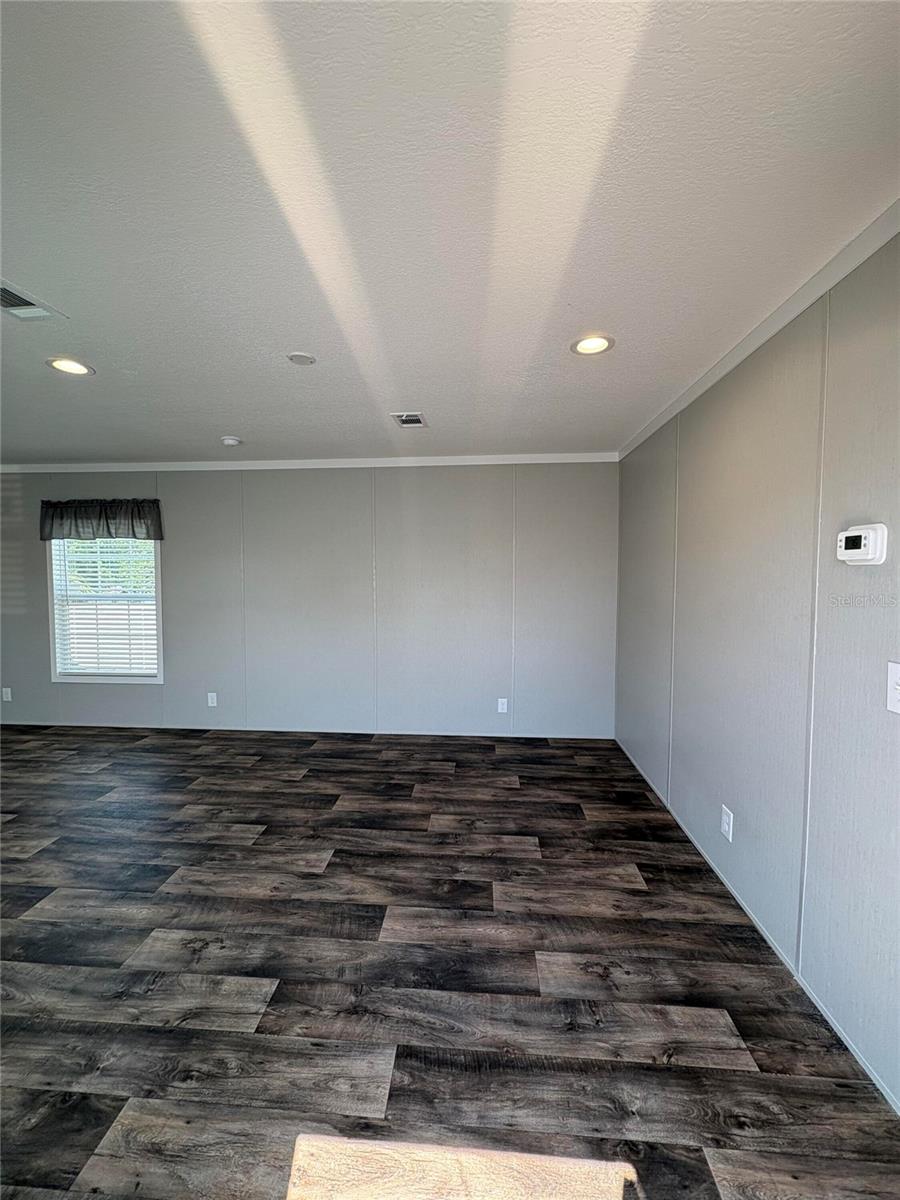 Manufactured Home at 6615 BANDURA AVE, NEW PORT RICHEY, photo 3 of 16