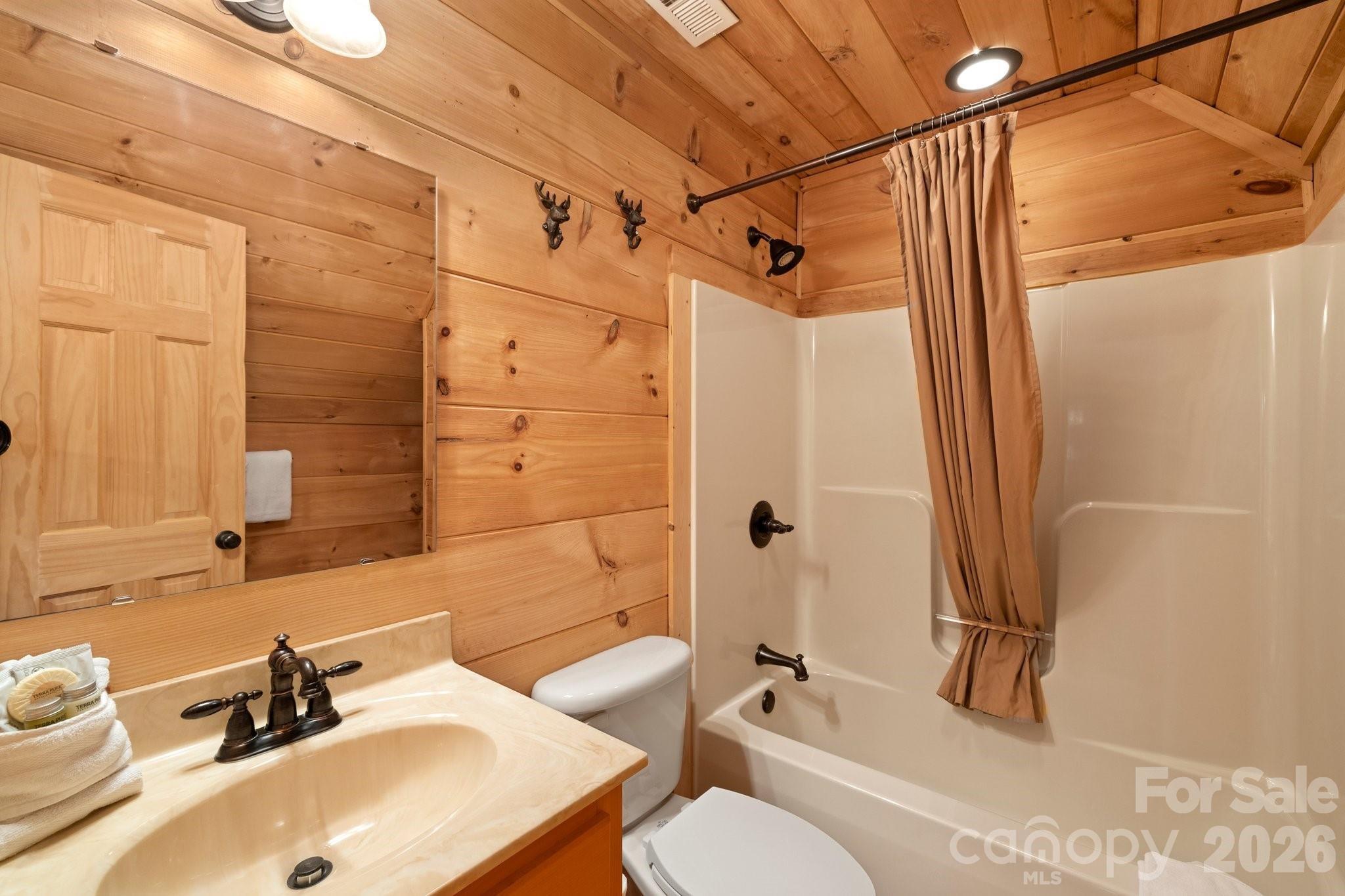 Single Family Residence at 105 Palisade Drive, Mill Spring, photo 20 of 46