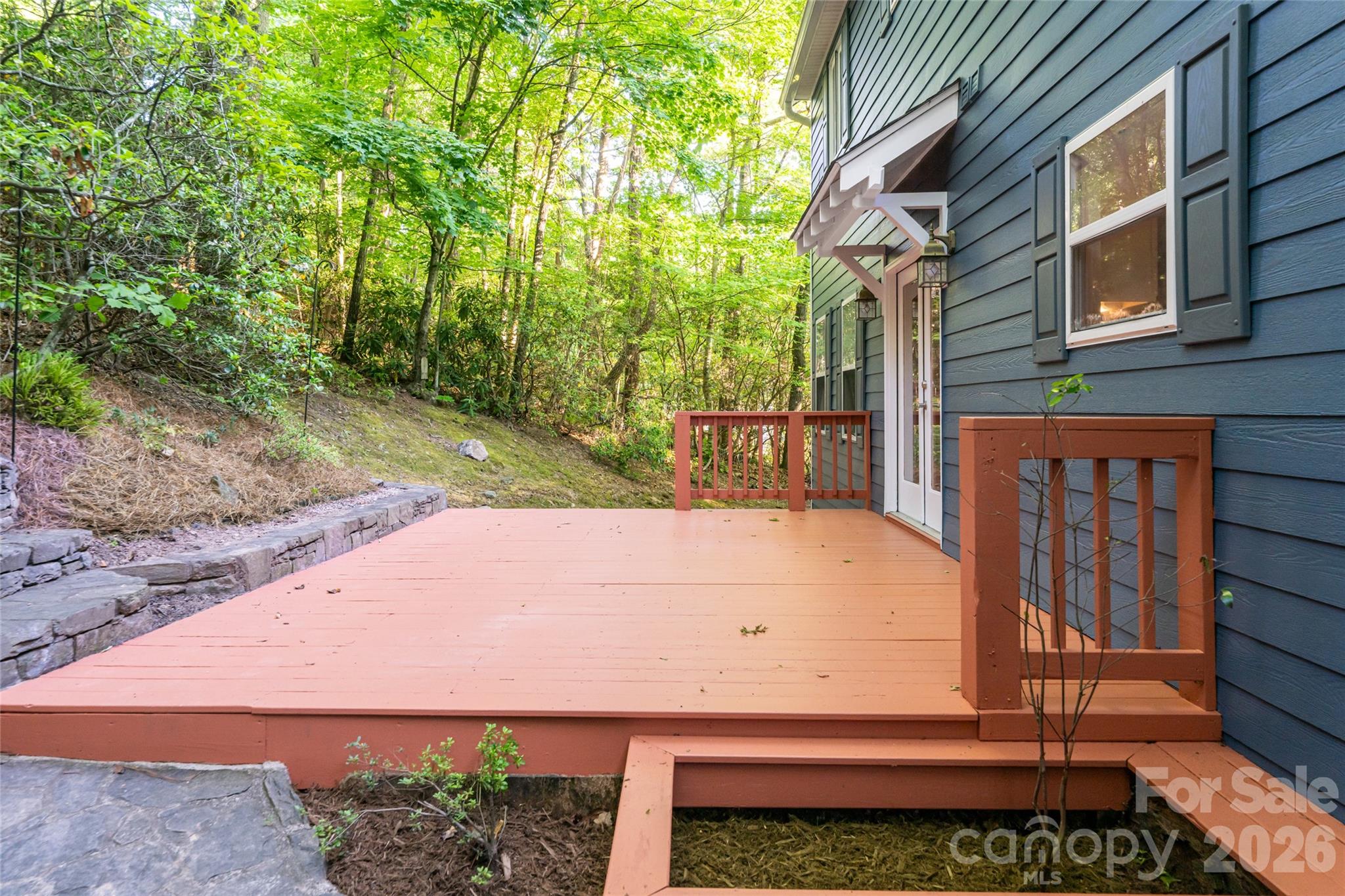Single Family Residence at 7 Timber Park Drive, Black Mountain, photo 10 of 39