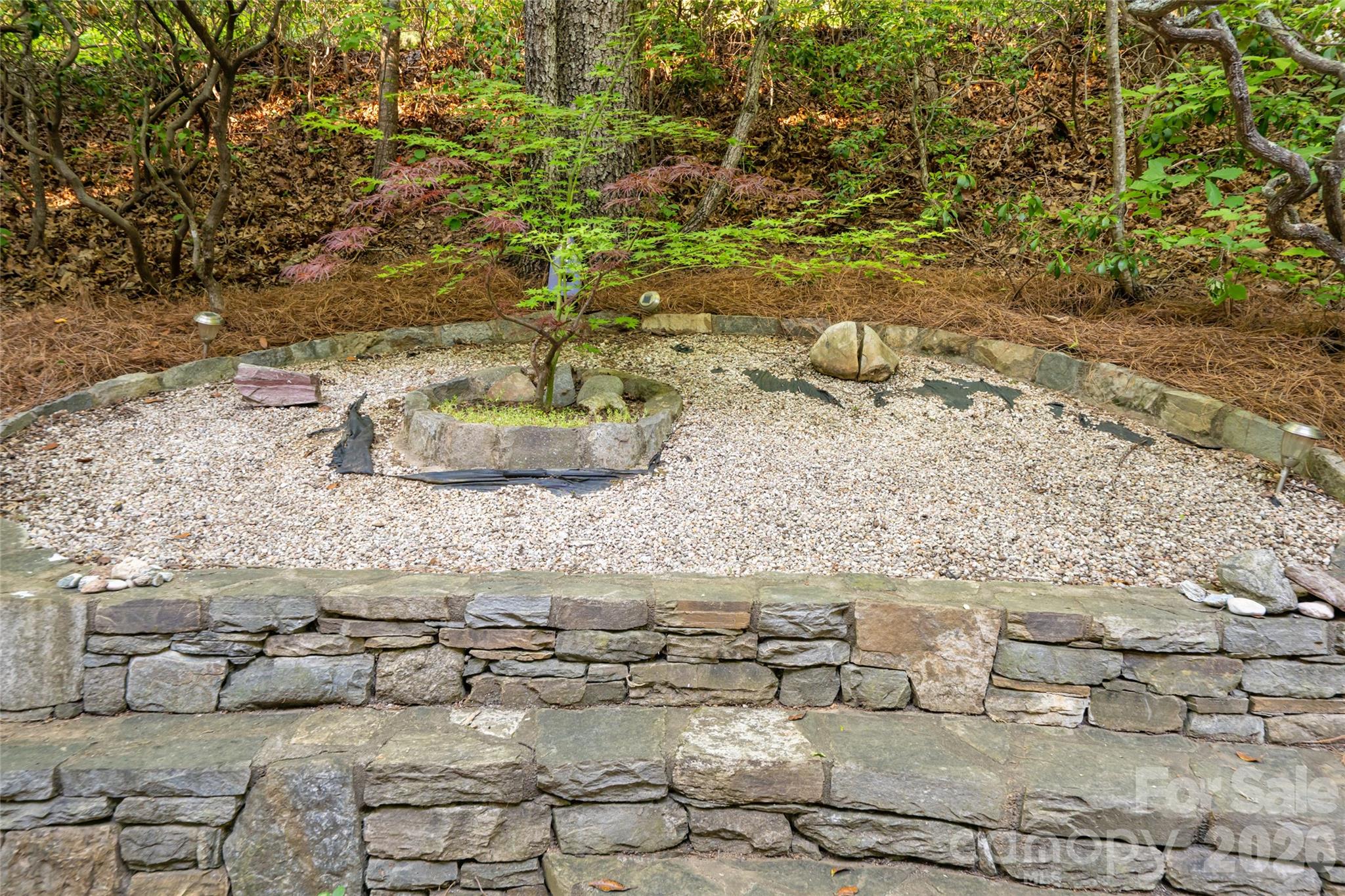 Single Family Residence at 7 Timber Park Drive, Black Mountain, photo 11 of 39