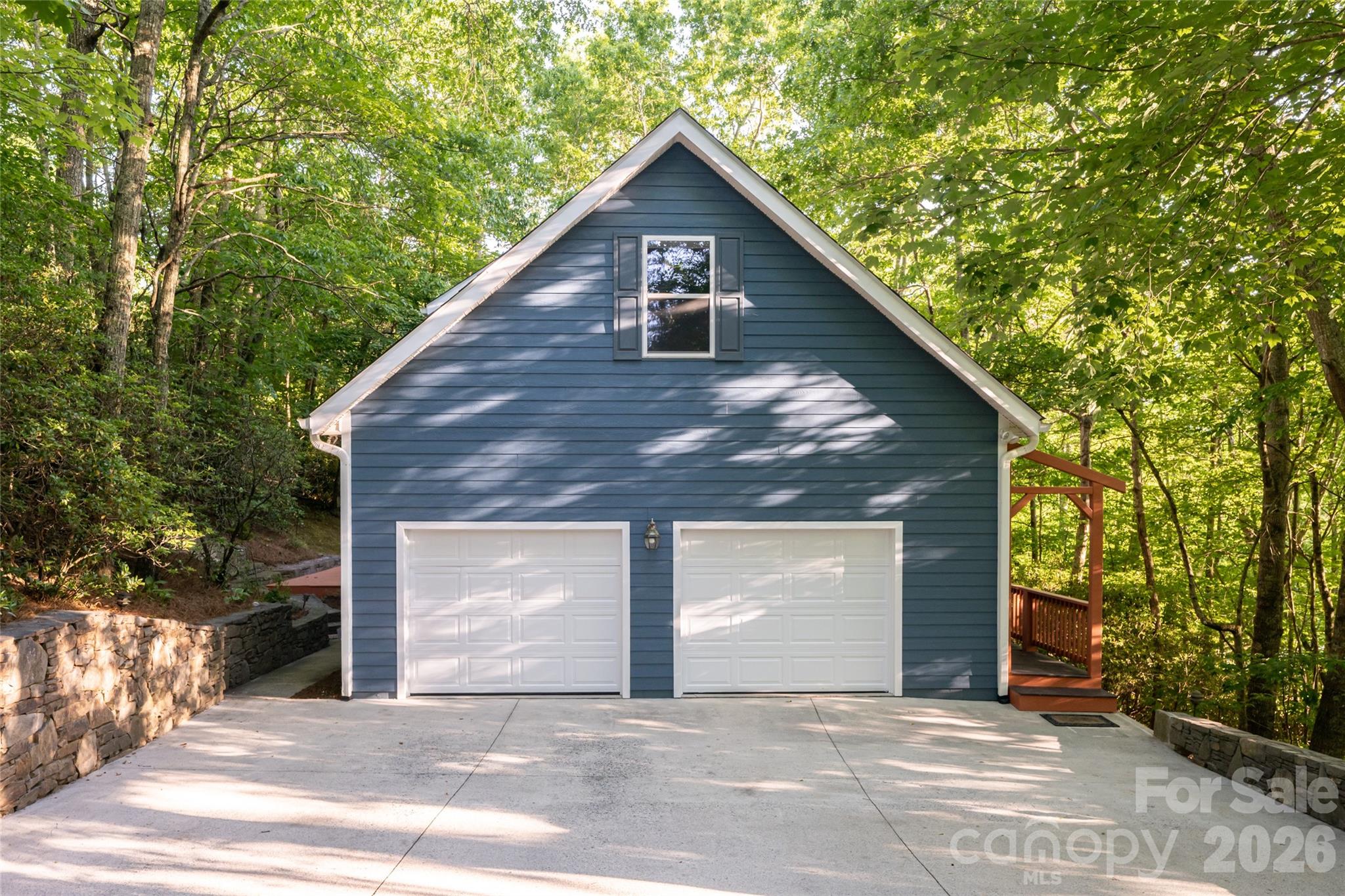 Single Family Residence at 7 Timber Park Drive, Black Mountain, photo 14 of 39