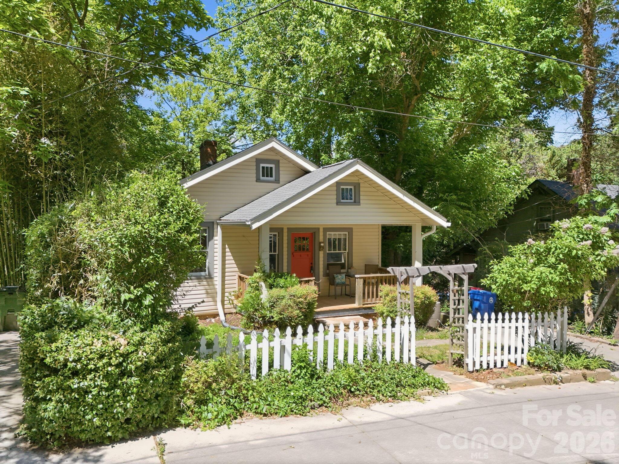 Single Family Residence at 86 Annandale Avenue, Asheville, photo 2 of 48