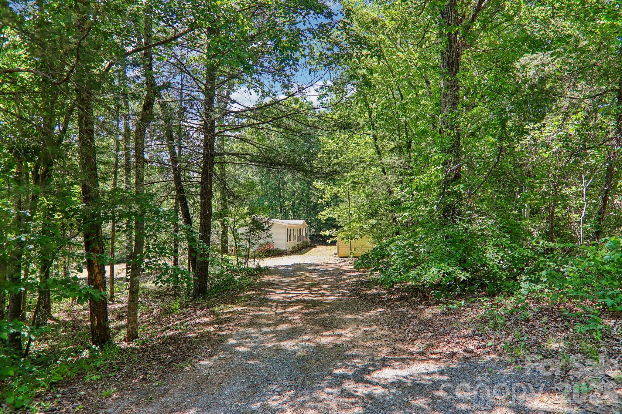 Single Family Residence at 125 Cove Creek Drive, Rutherfordton, photo 2 of 44