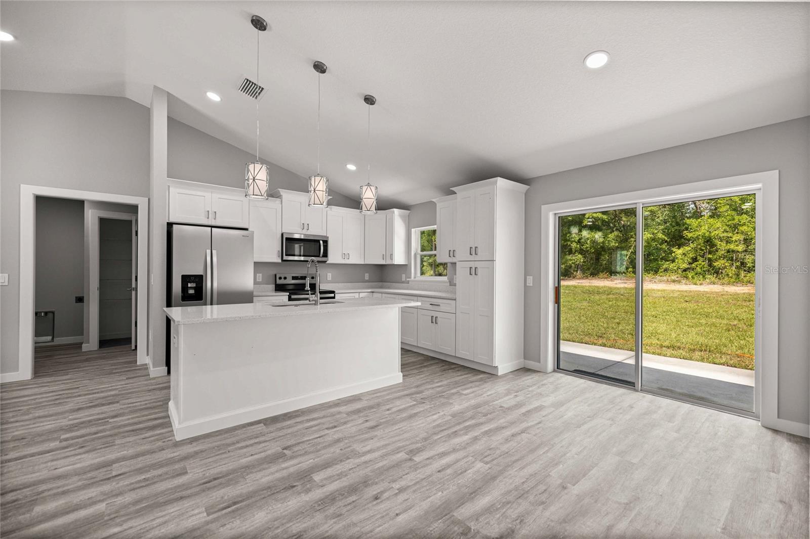 Single Family Residence at 4020 SW 156TH CT, OCALA, photo 15 of 33