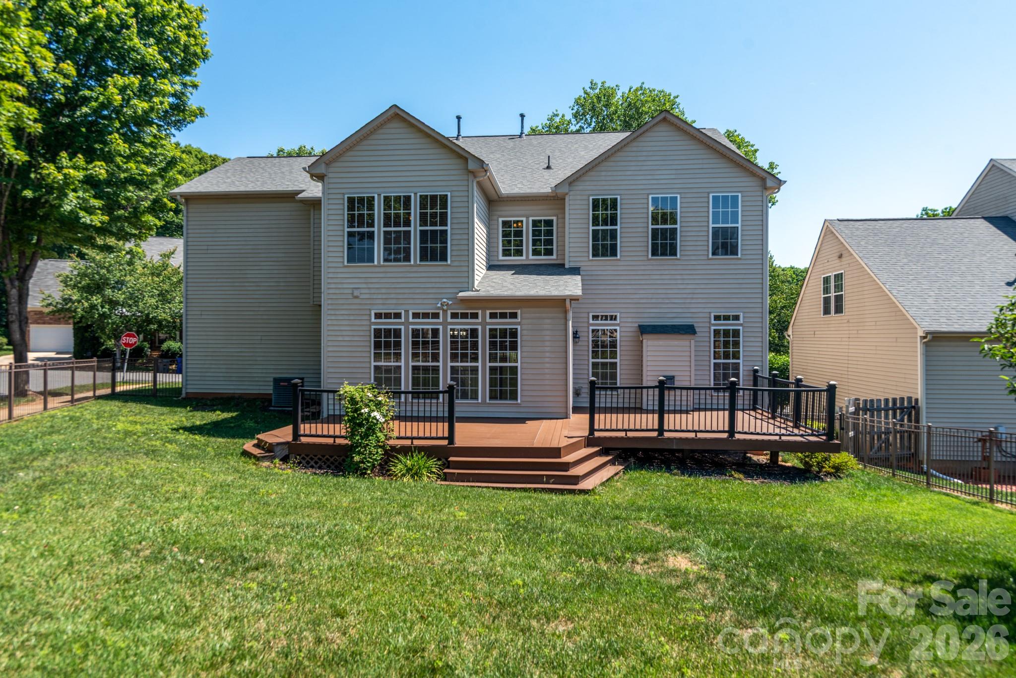 Single Family Residence at 15417 Troubadour Lane, Huntersville, photo 35 of 41