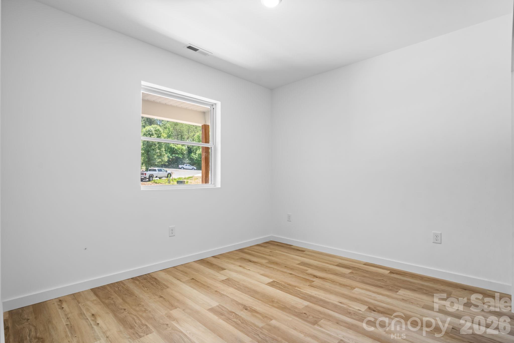 Single Family Residence at 41 Tennyson Drive, Taylorsville, photo 18 of 44