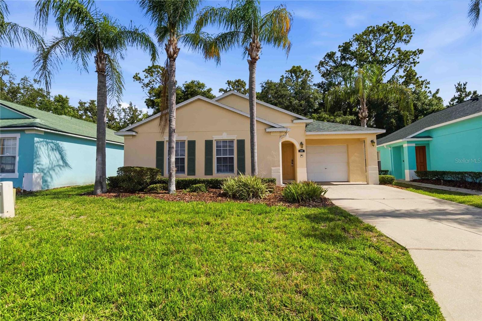446 RESERVE DR