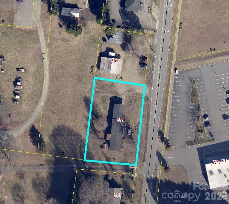 Single Family Residence at 559 School Drive, Taylorsville, photo 5 of 48