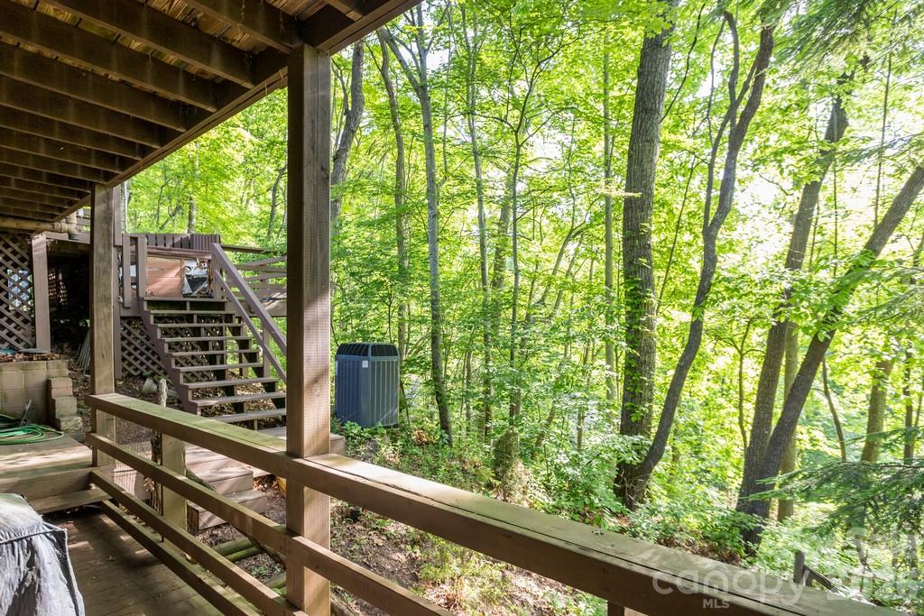 Single Family Residence at 1126 Scenic Circle, Waynesville, photo 29 of 40