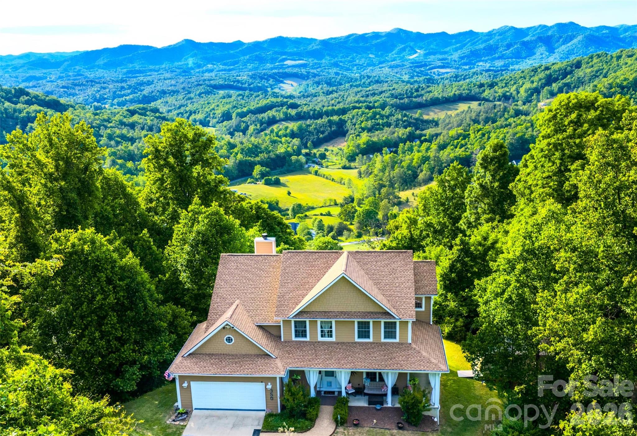 Front elevation - 350 Vista Point Drive, Weaverville