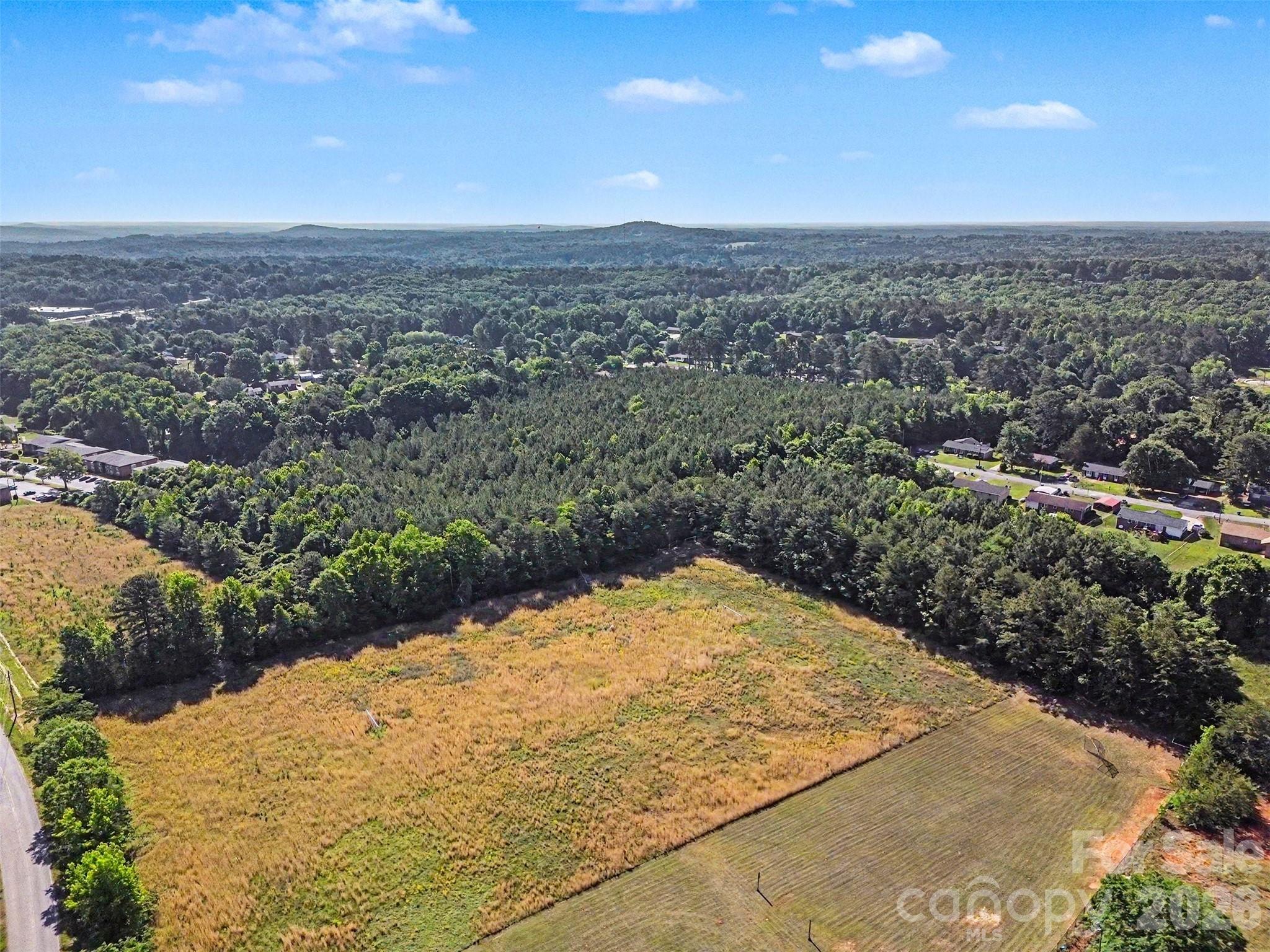 N/A at 1013 Caldwell Street, Statesville, photo 8 of 27