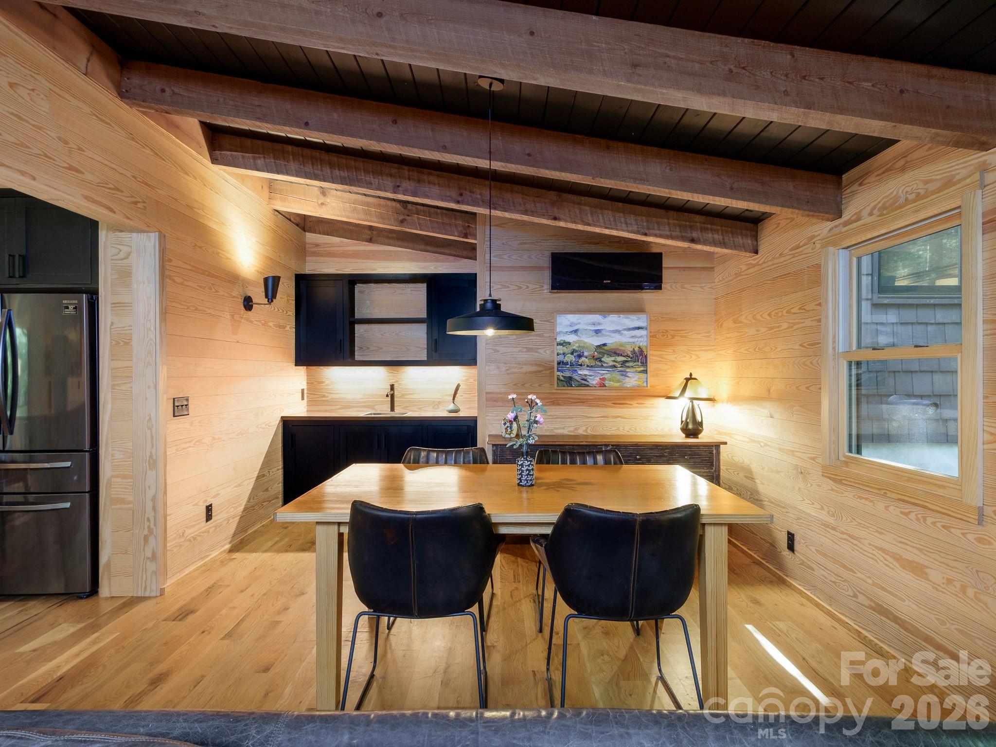 Single Family Residence at 212 SE Shore Drive, Lake Toxaway, photo 16 of 47
