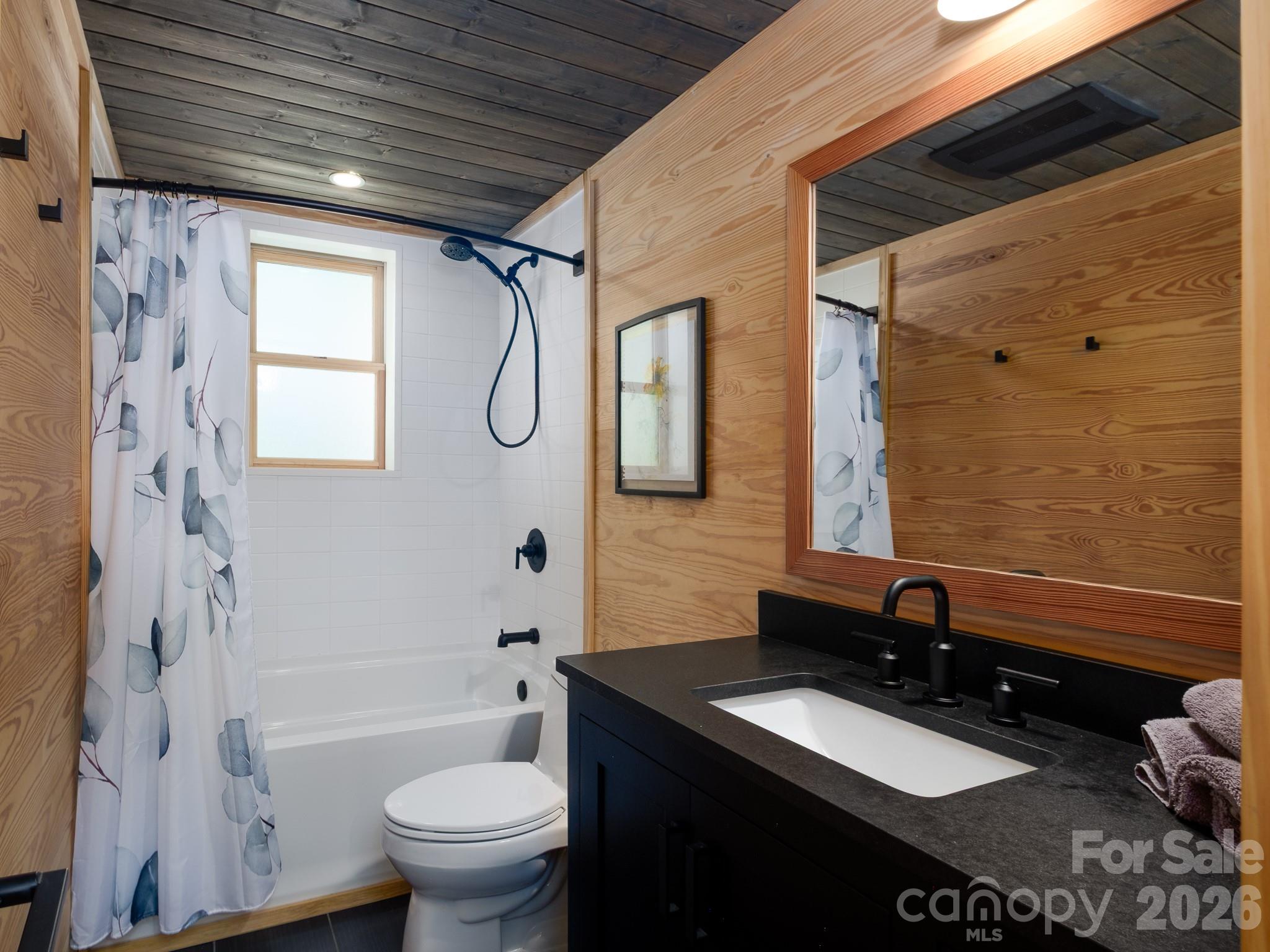 Single Family Residence at 212 SE Shore Drive, Lake Toxaway, photo 27 of 47