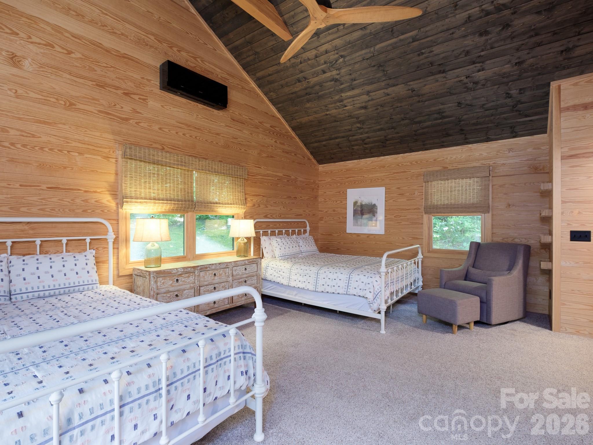Single Family Residence at 212 SE Shore Drive, Lake Toxaway, photo 28 of 47
