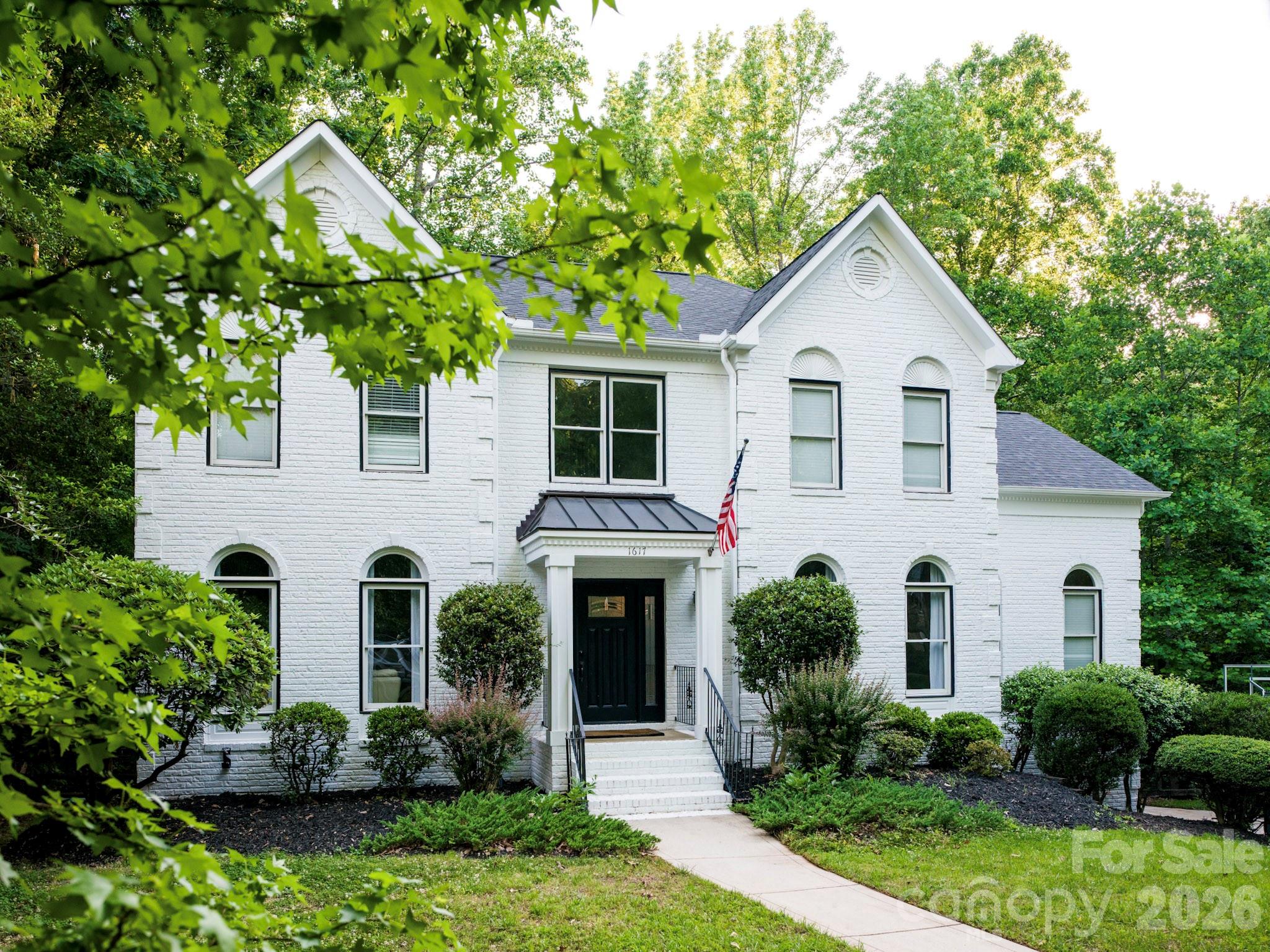 Single Family Residence at 1617 Home Place, Matthews, photo 2 of 39