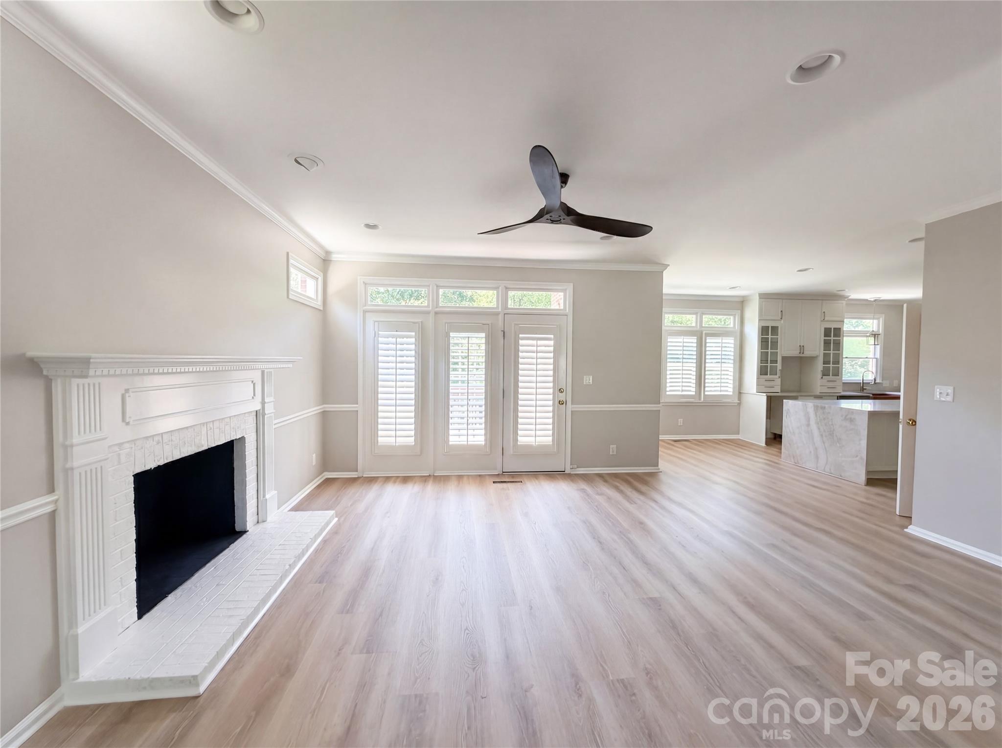Single Family Residence at 15130 Stonegreen Lane, Huntersville, photo 3 of 19