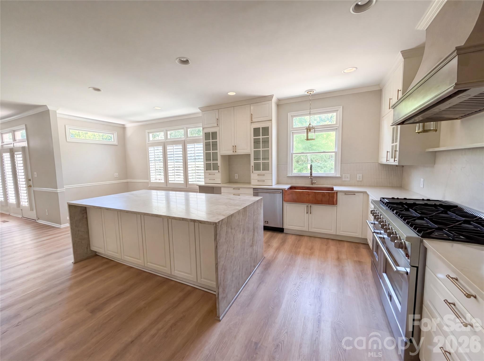 Single Family Residence at 15130 Stonegreen Lane, Huntersville, photo 6 of 19