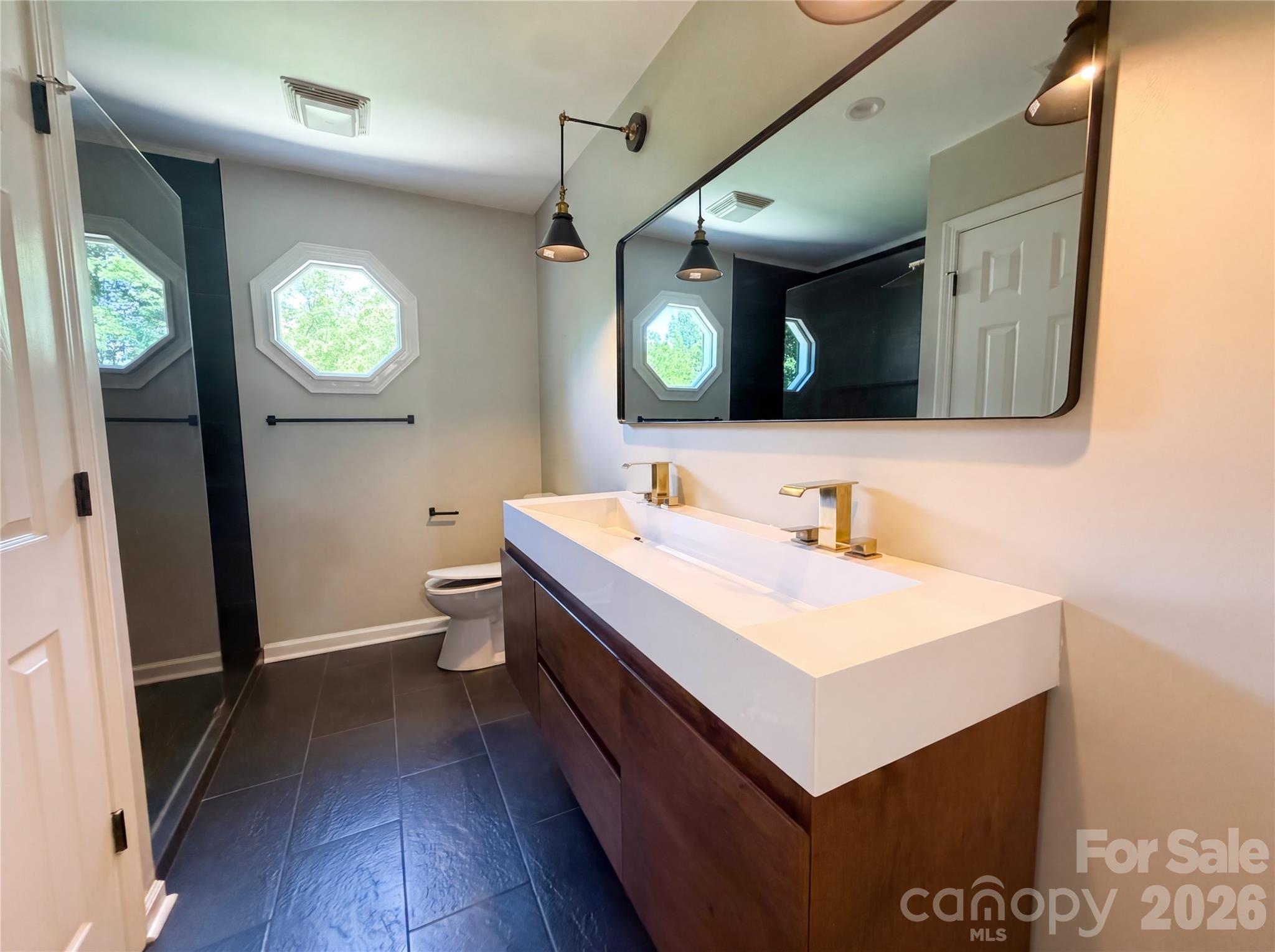 Single Family Residence at 15130 Stonegreen Lane, Huntersville, photo 17 of 19