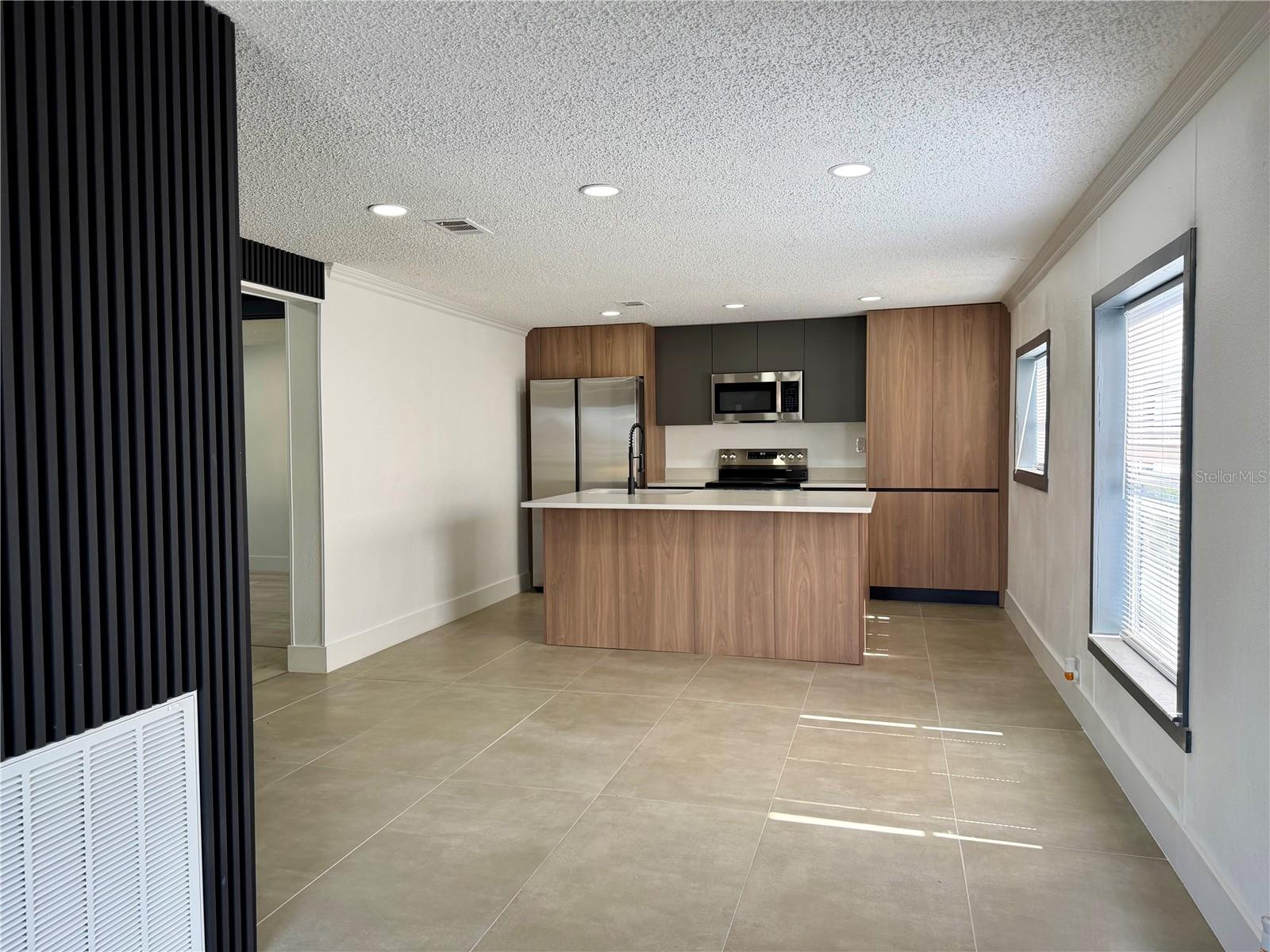 Manufactured Home at 3609 FDC GROVE RD, DAVENPORT, photo 8 of 33