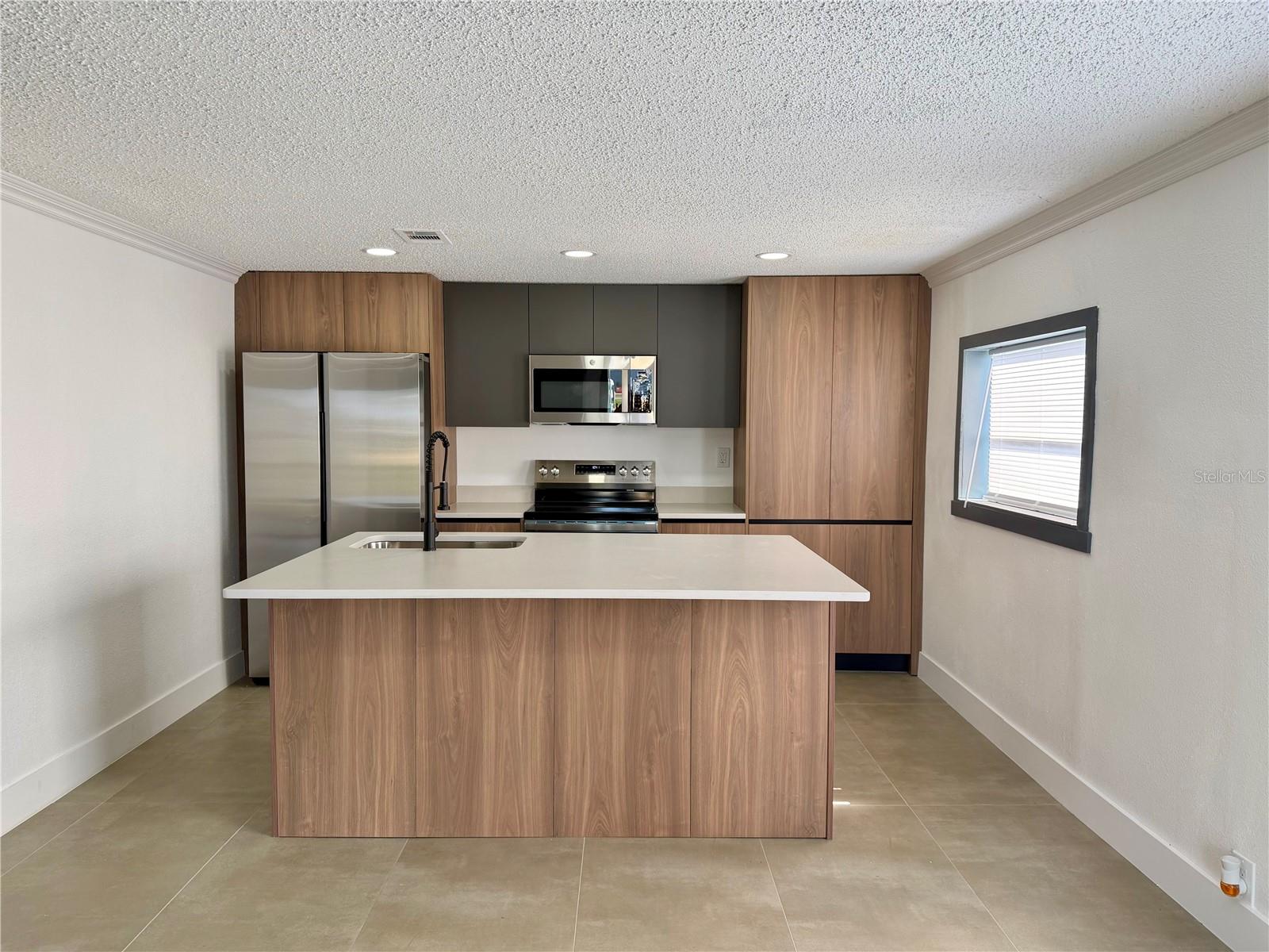 Manufactured Home at 3609 FDC GROVE RD, DAVENPORT, photo 9 of 33
