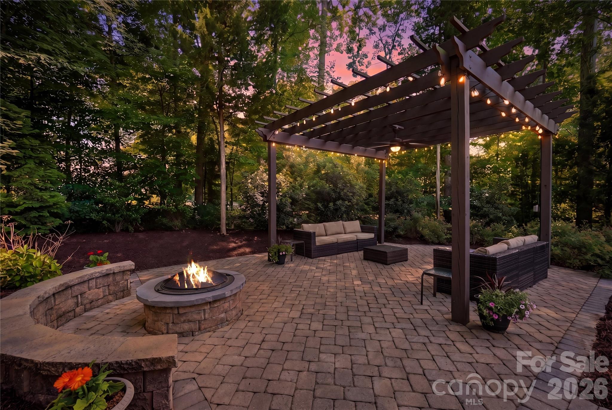 Beautiful backyard oasis! - 1413 Screech Owl Road, Waxhaw