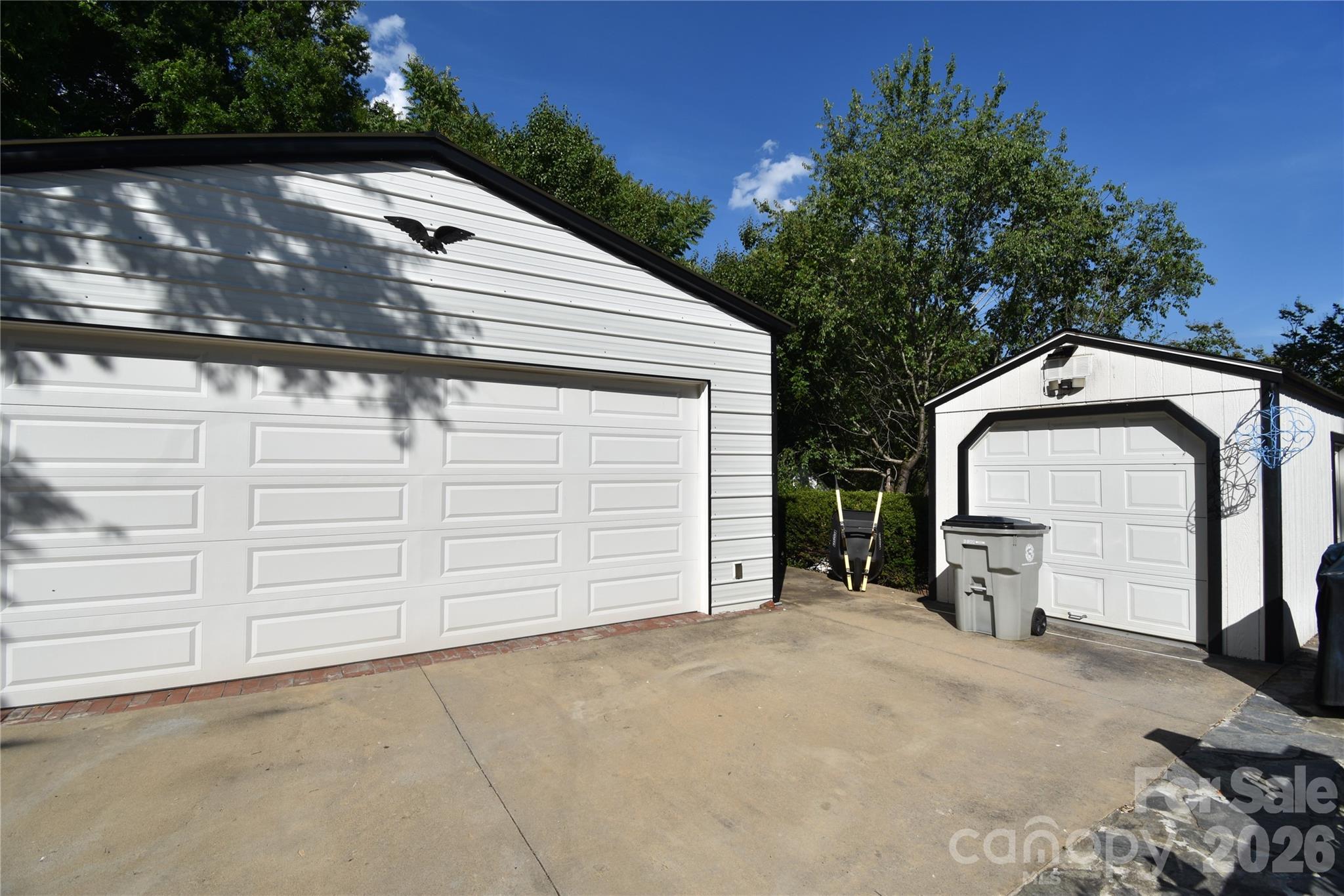 Single Family Residence at 212 Sharon Avenue NW, Lenoir, photo 4 of 52
