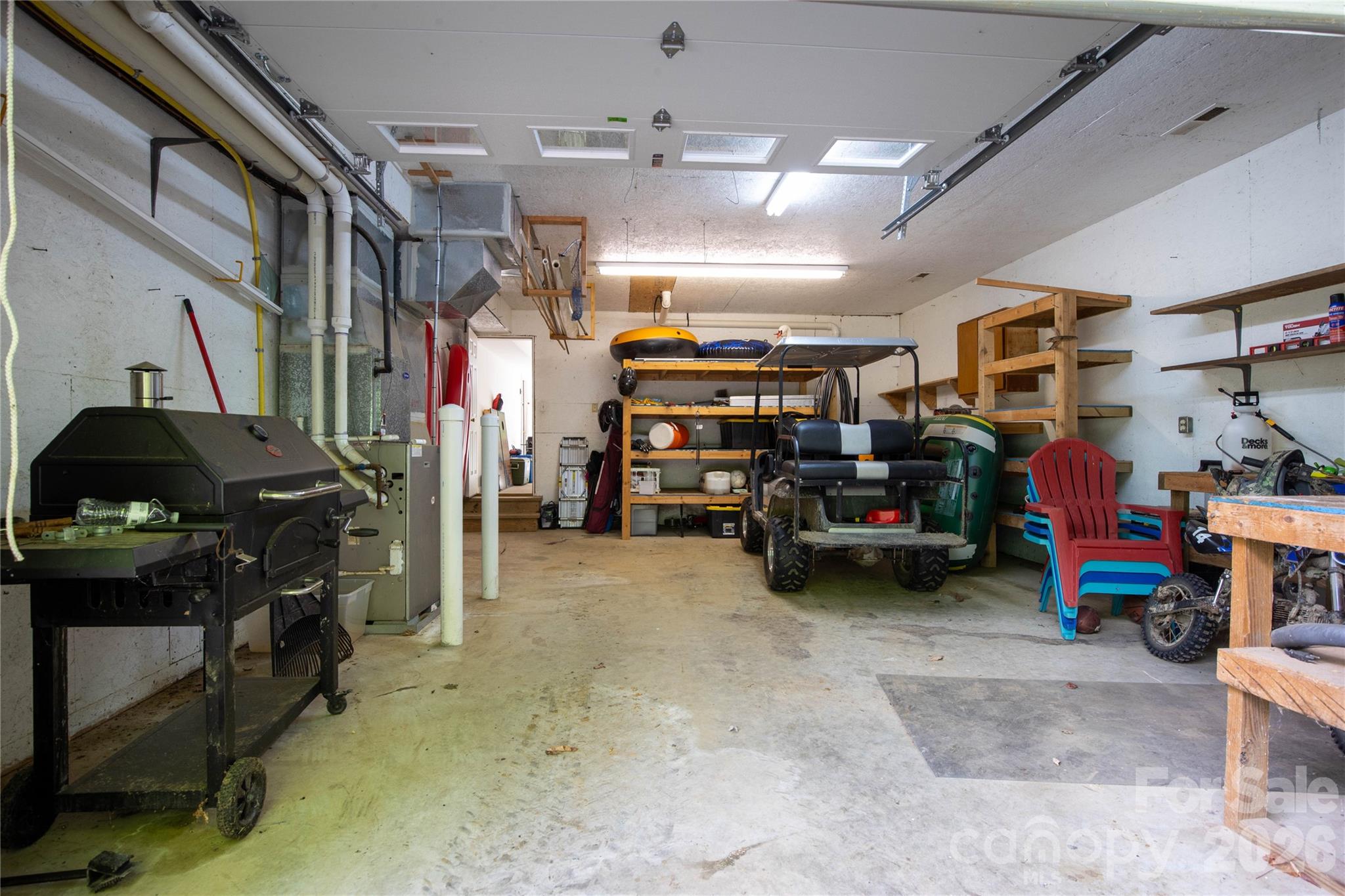 Workshop/bonus garage - 84 Sheets Farm Road, Bakersville