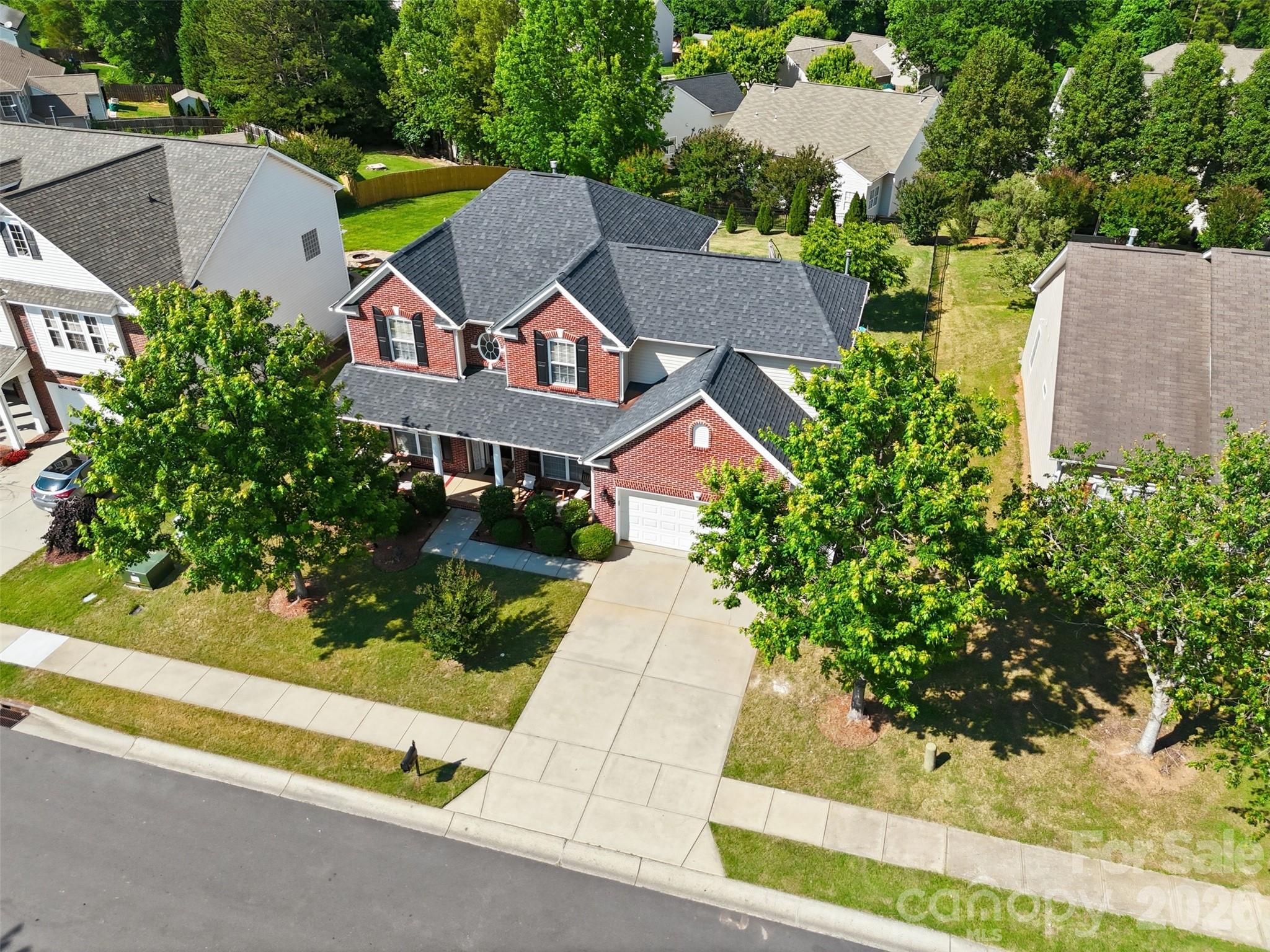 Single Family Residence at 13156 Wilburn Park Lane, Indian Land, photo 4 of 44