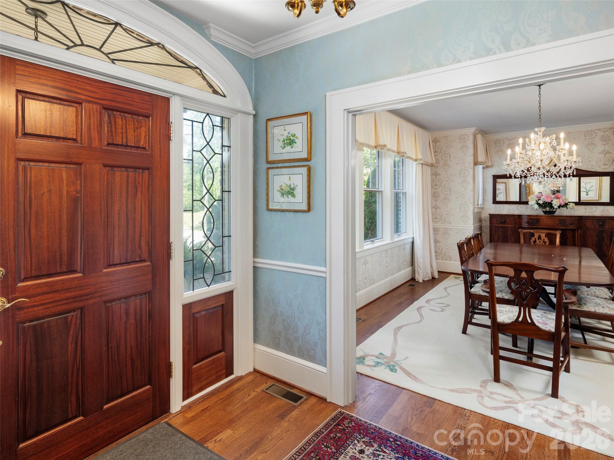 Single Family Residence at 19 Blackwood Road, Asheville, photo 6 of 41
