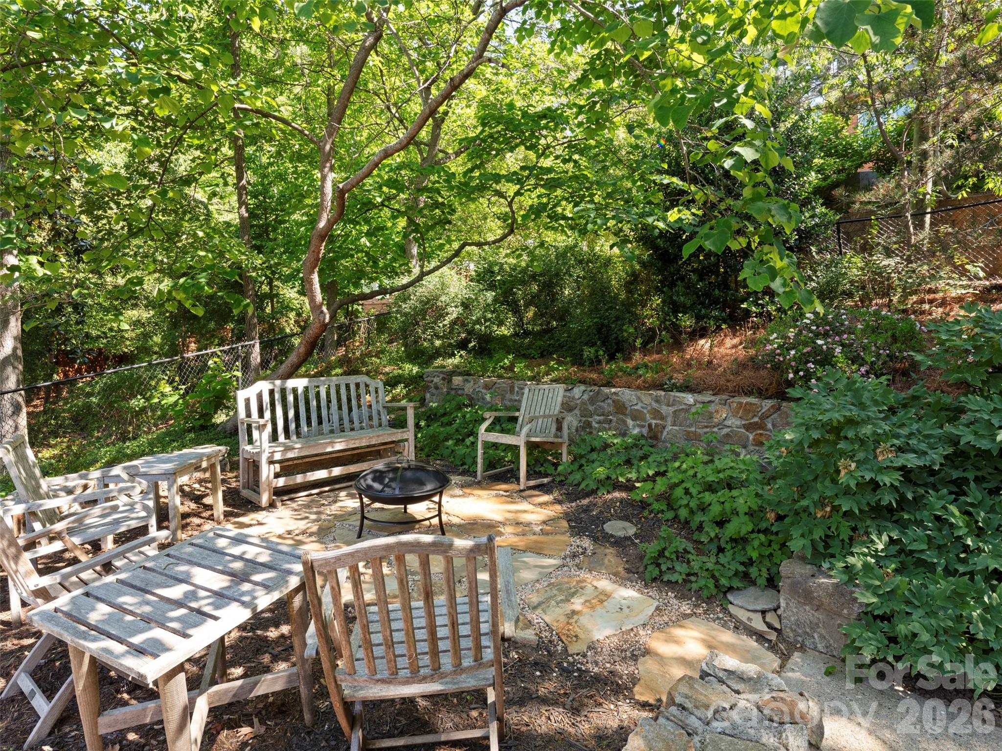 Single Family Residence at 19 Blackwood Road, Asheville, photo 23 of 41