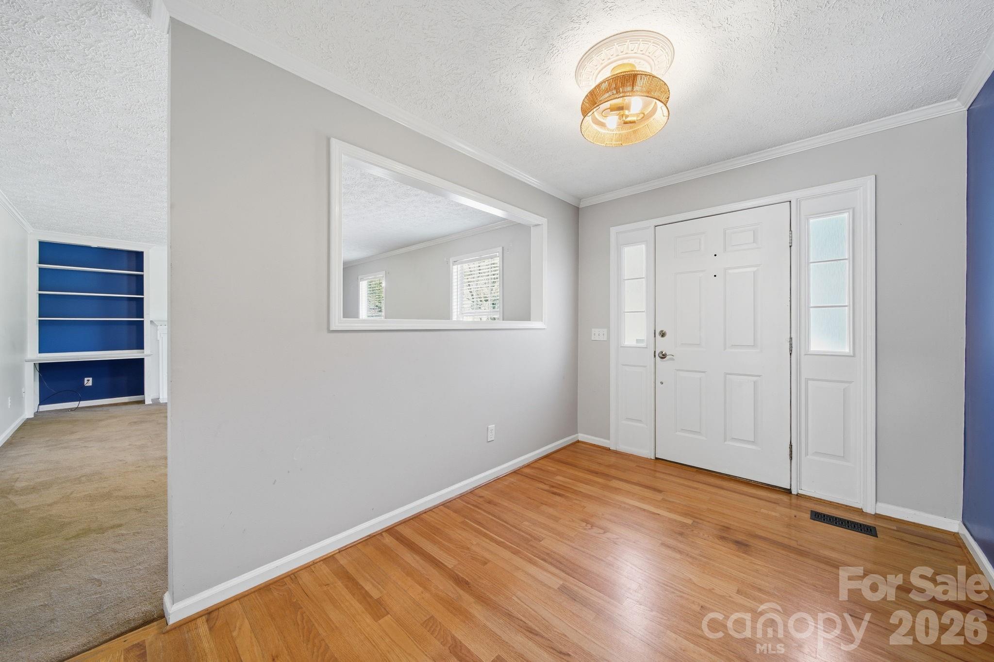 Single Family Residence at 313 Sunrise Circle, Shelby, photo 4 of 42