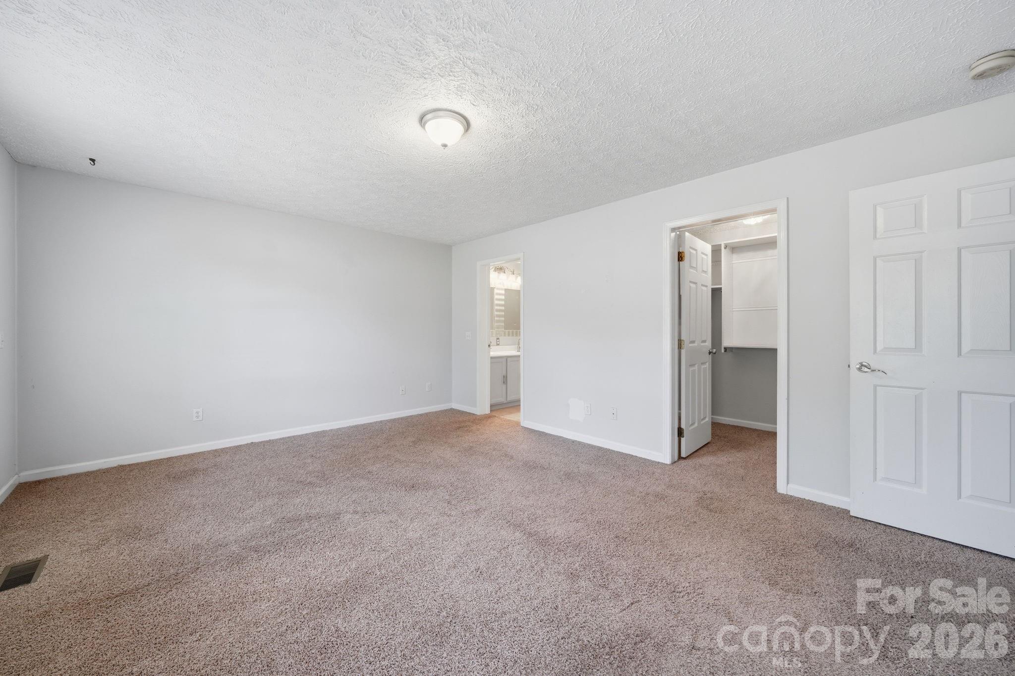 Single Family Residence at 313 Sunrise Circle, Shelby, photo 12 of 42